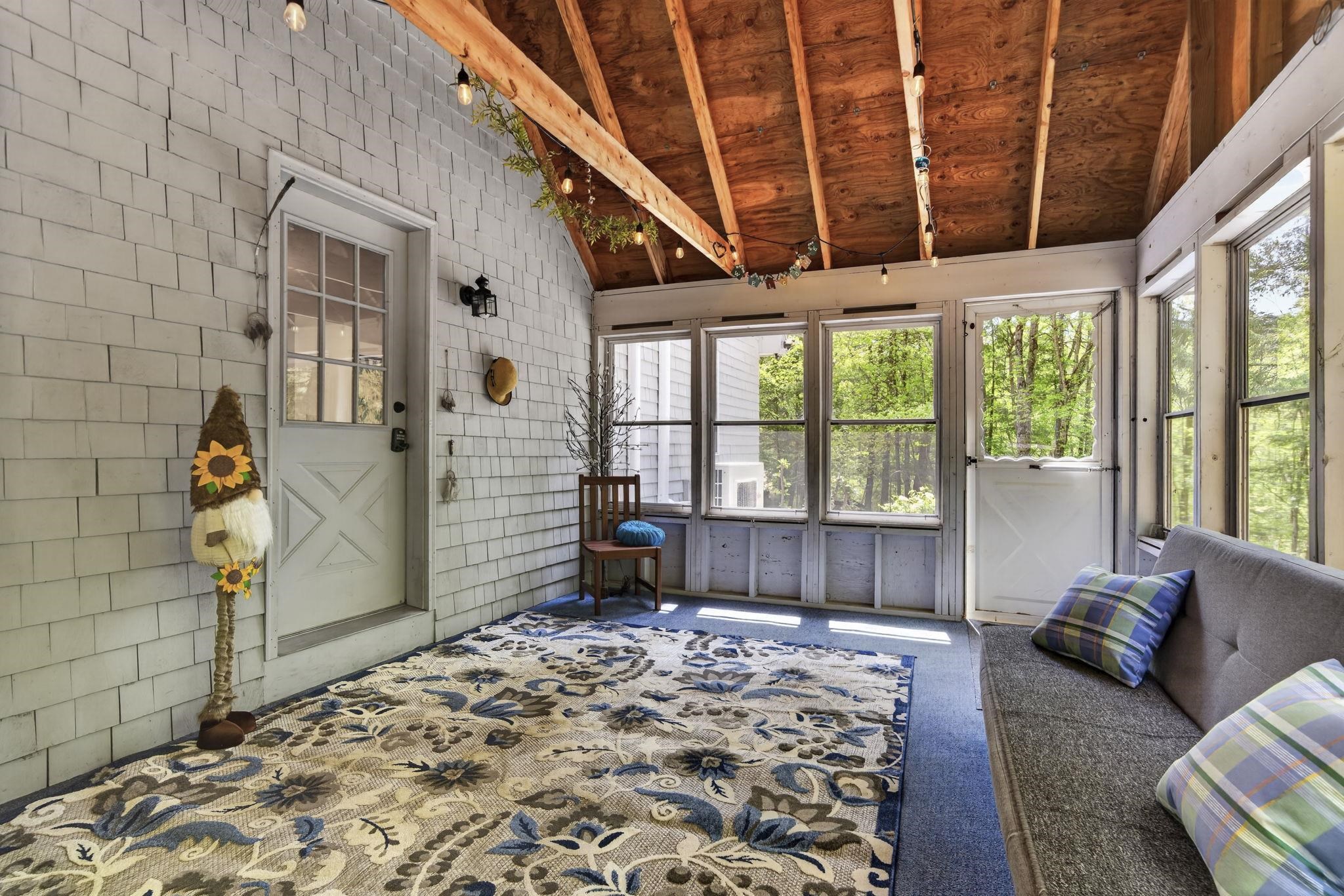 48 Queen St, Boscawen, NH 03303