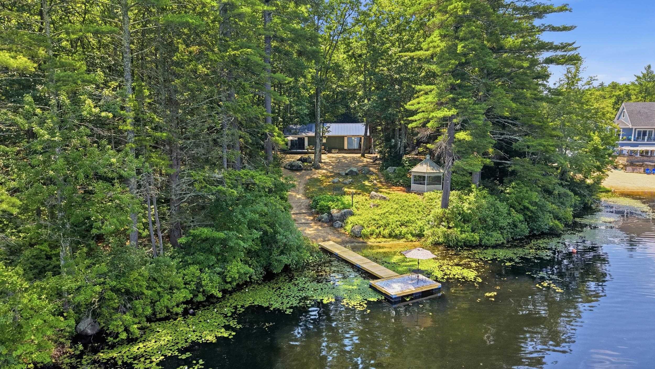 4 Clark Island Rd, Amherst, NH 03031