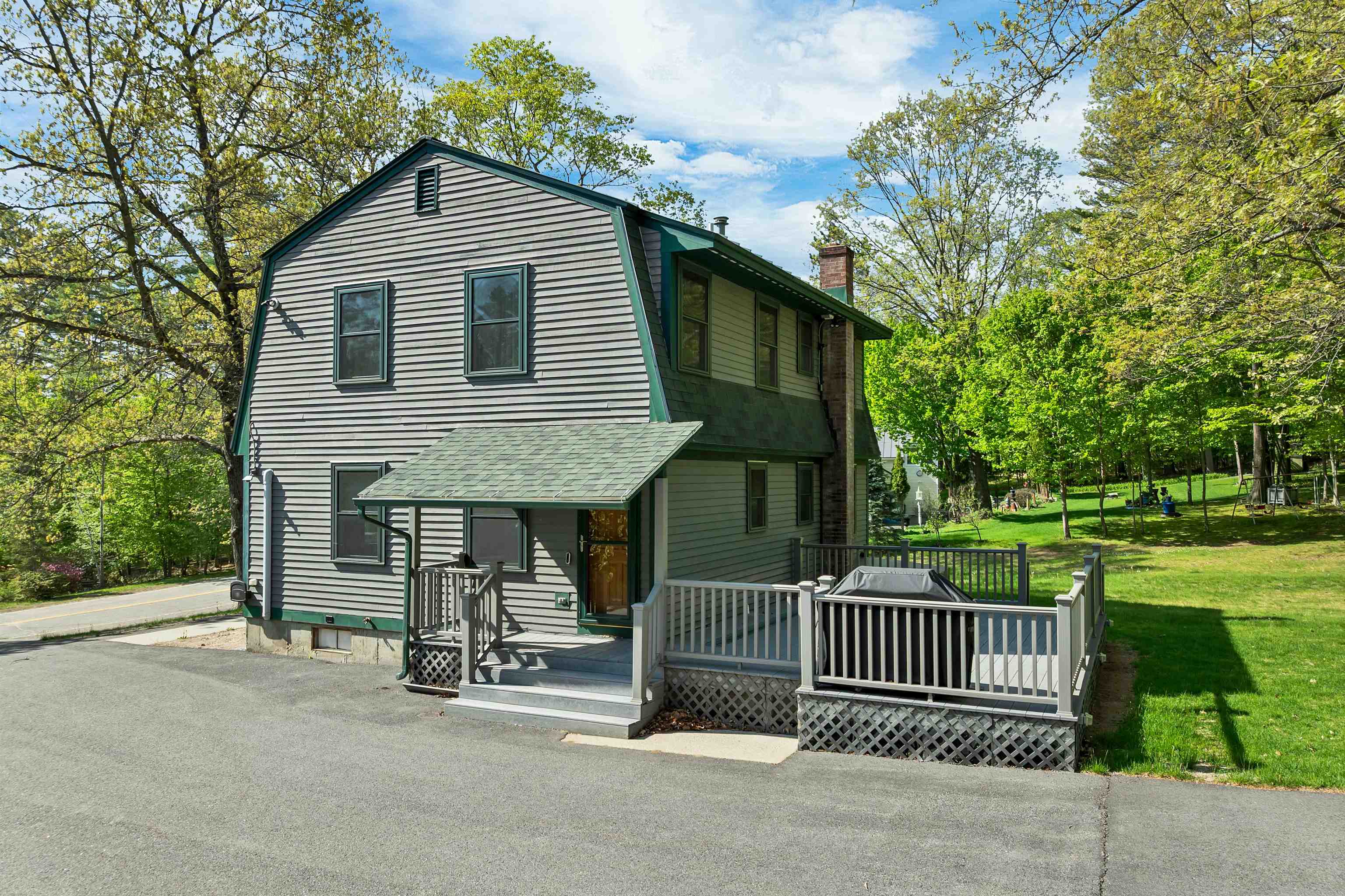 73 Evergreen Ave, Franklin, NH 03235