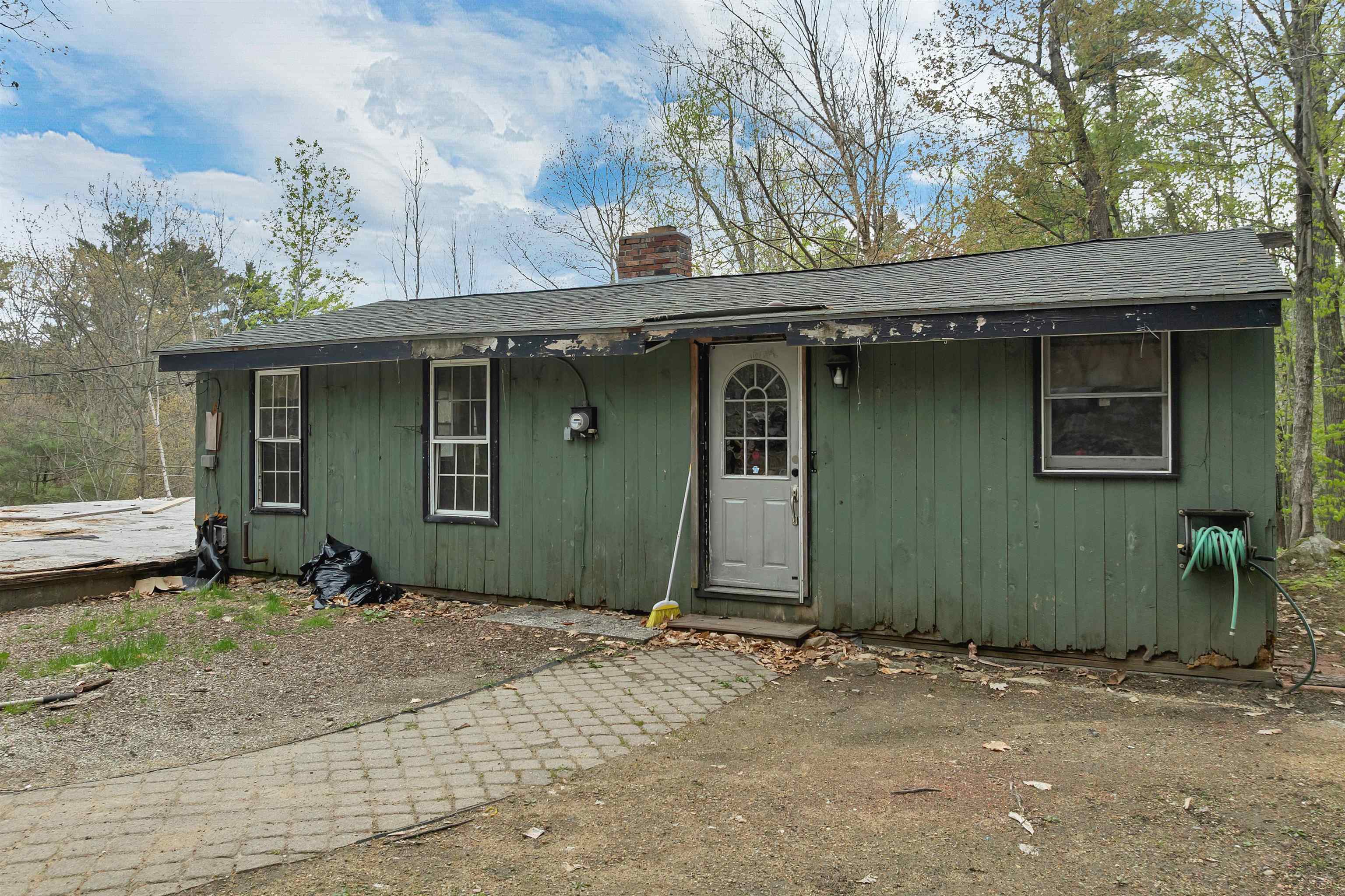 21 Grape Ave, Gilmanton, NH 03237