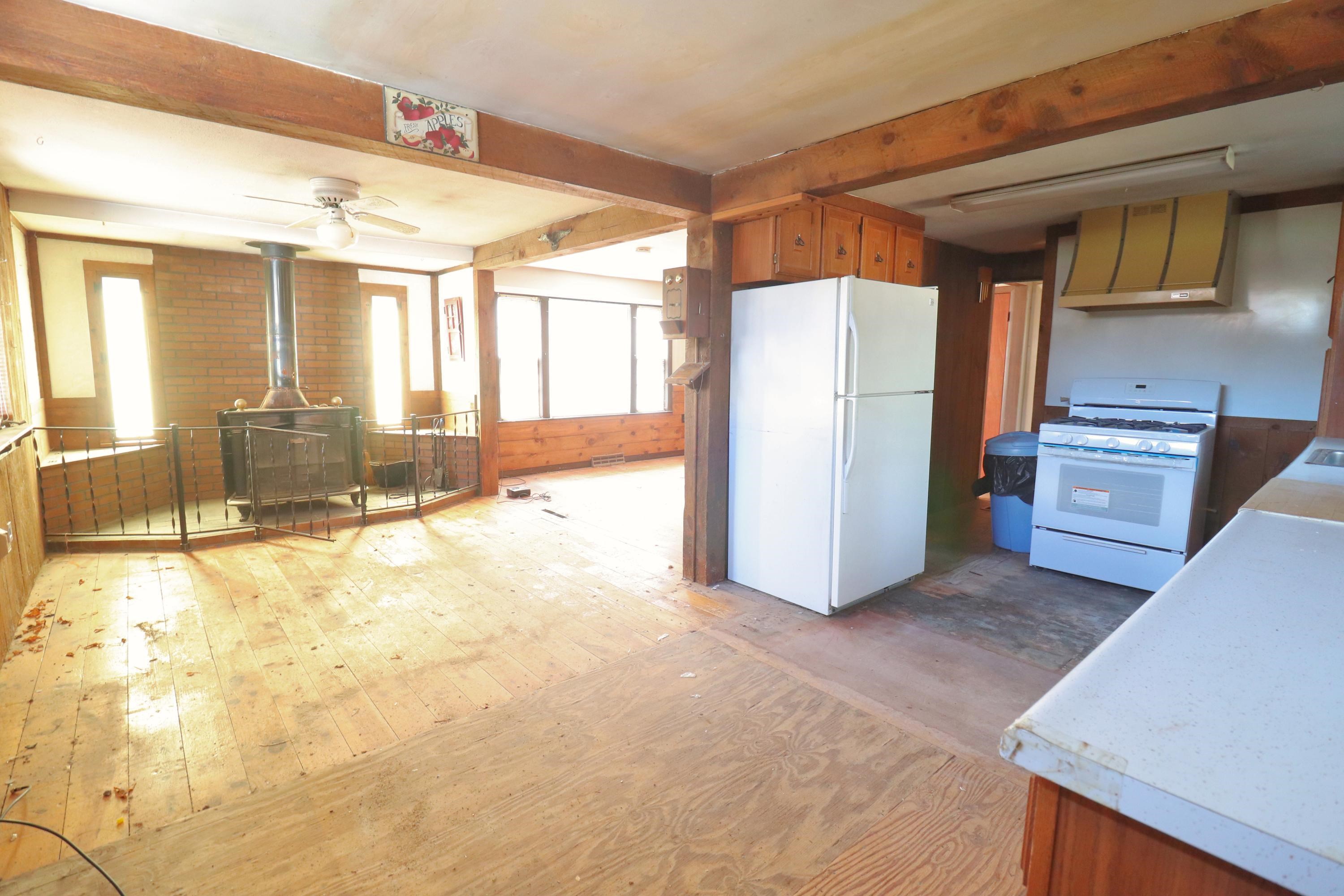 319 Main St, Plaistow, NH 03865