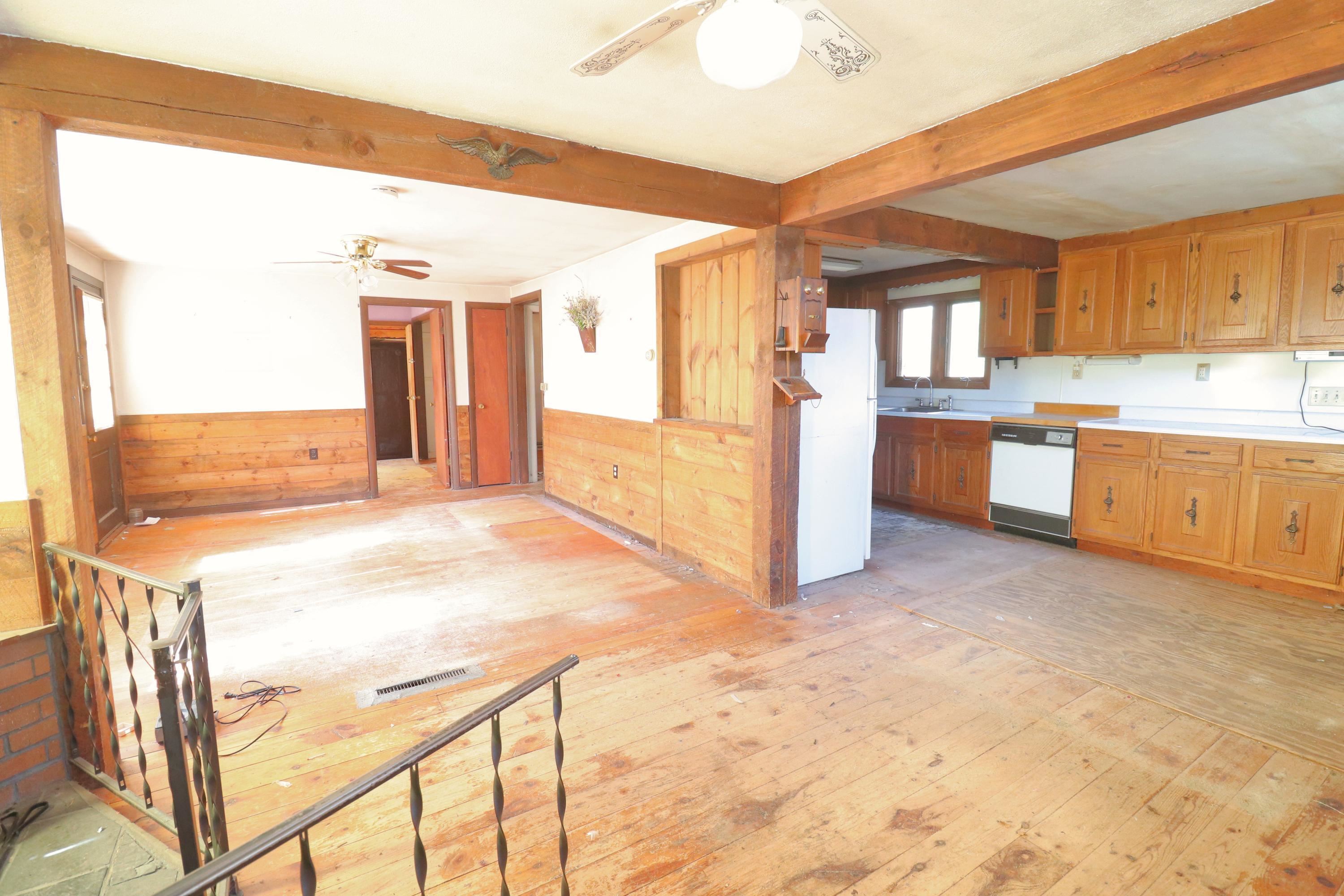 319 Main St, Plaistow, NH 03865