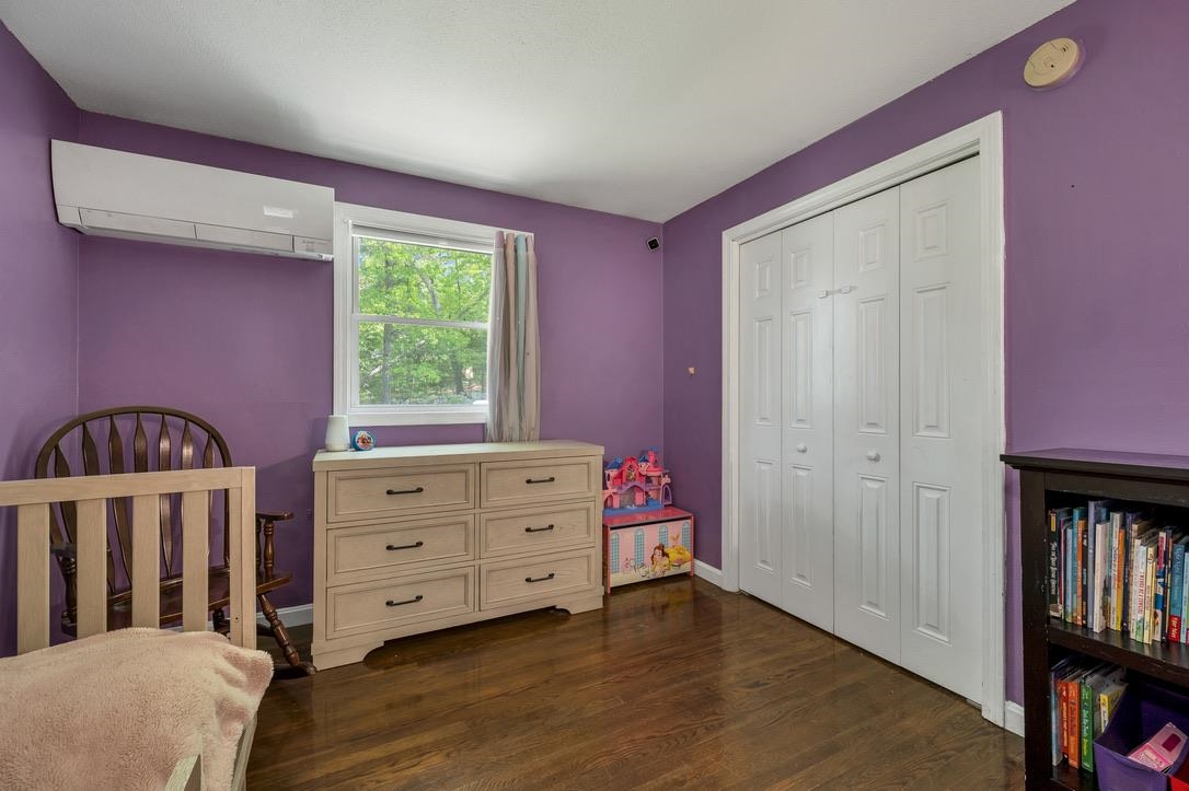 24 Bedard Ave, Derry, NH 03038