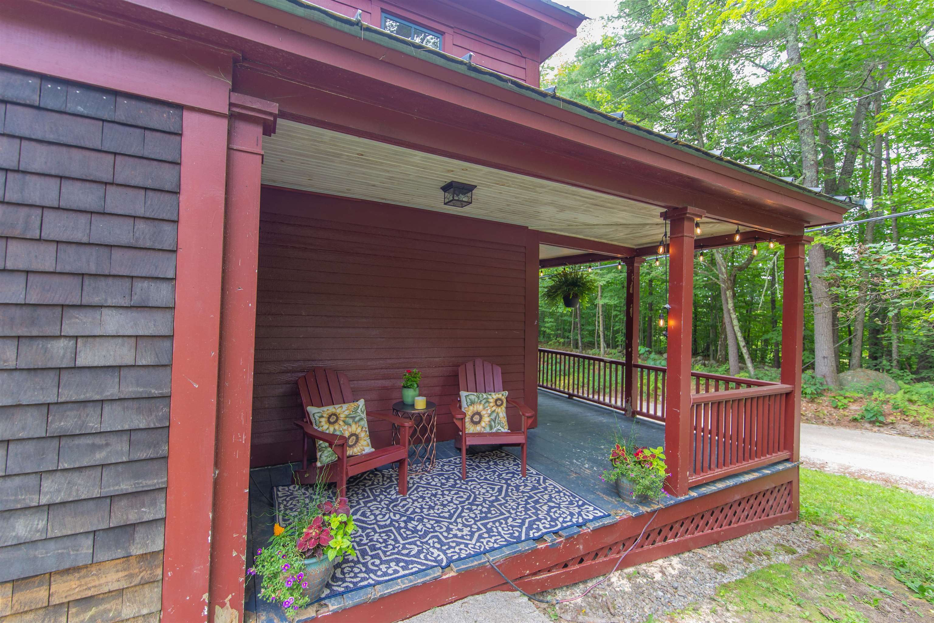 314 Old Mail Rd, Tamworth, NH 03886