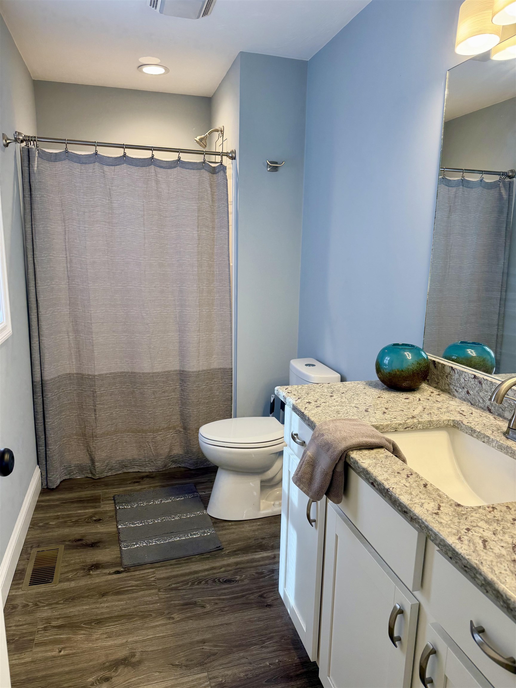 Primary 3/4 Bath