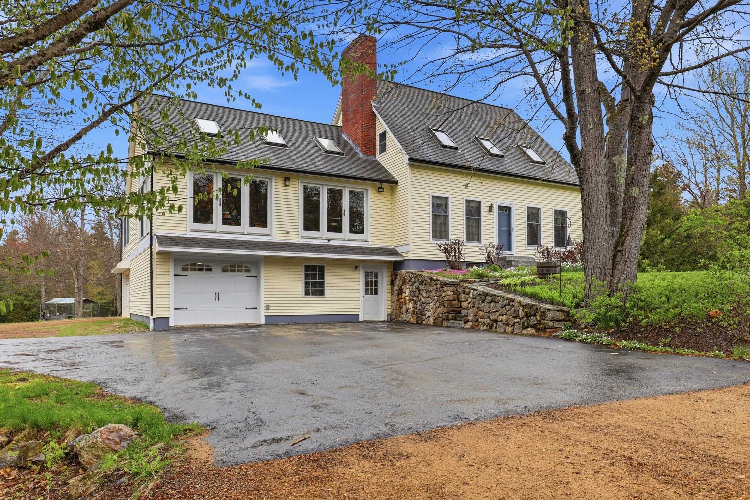 35 Turnpike Rd, Sharon, NH 03458