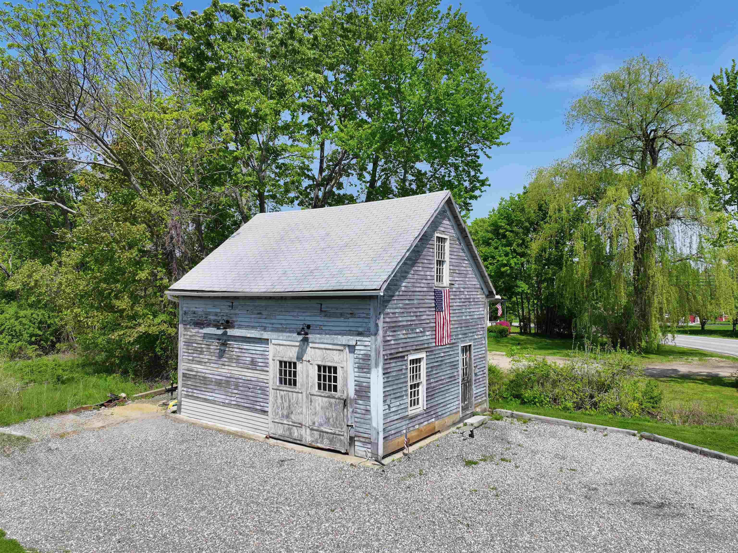 16 Silver Lake Rd, Hollis, NH 03049