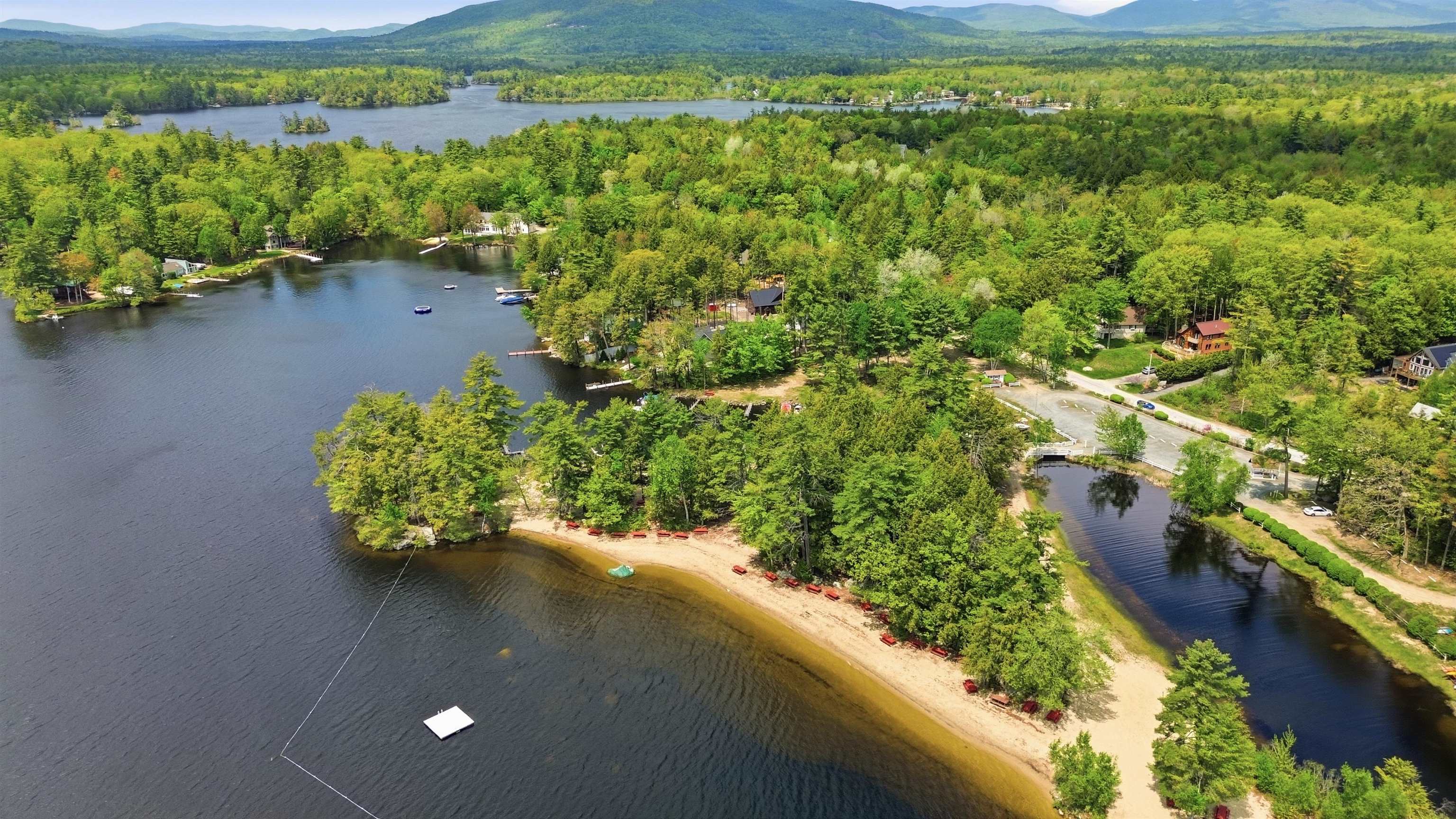 73 Saint Moritz St, Moultonborough, NH 03254