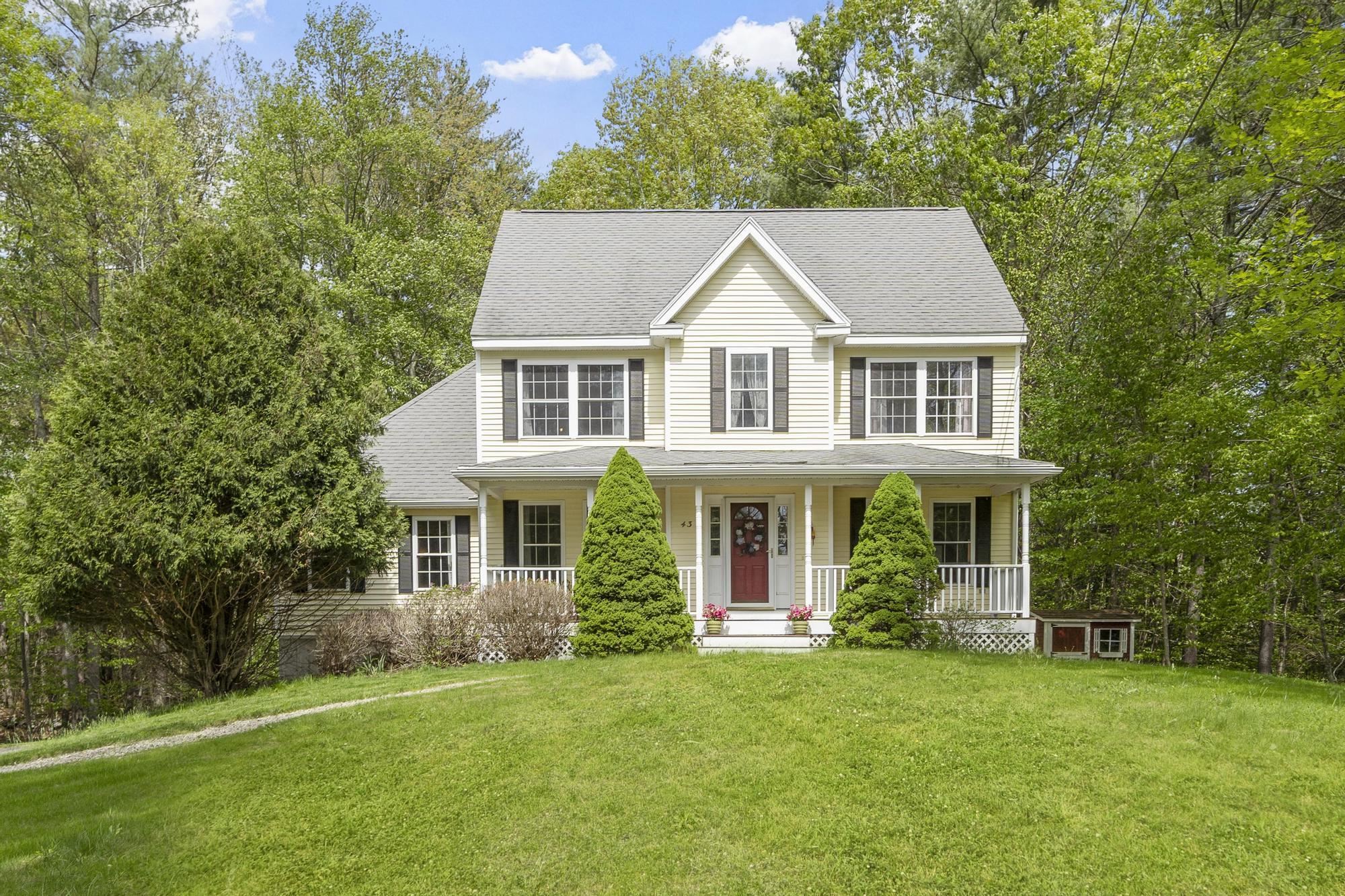 43 Ladyslipper Dr, Newmarket, NH 03857