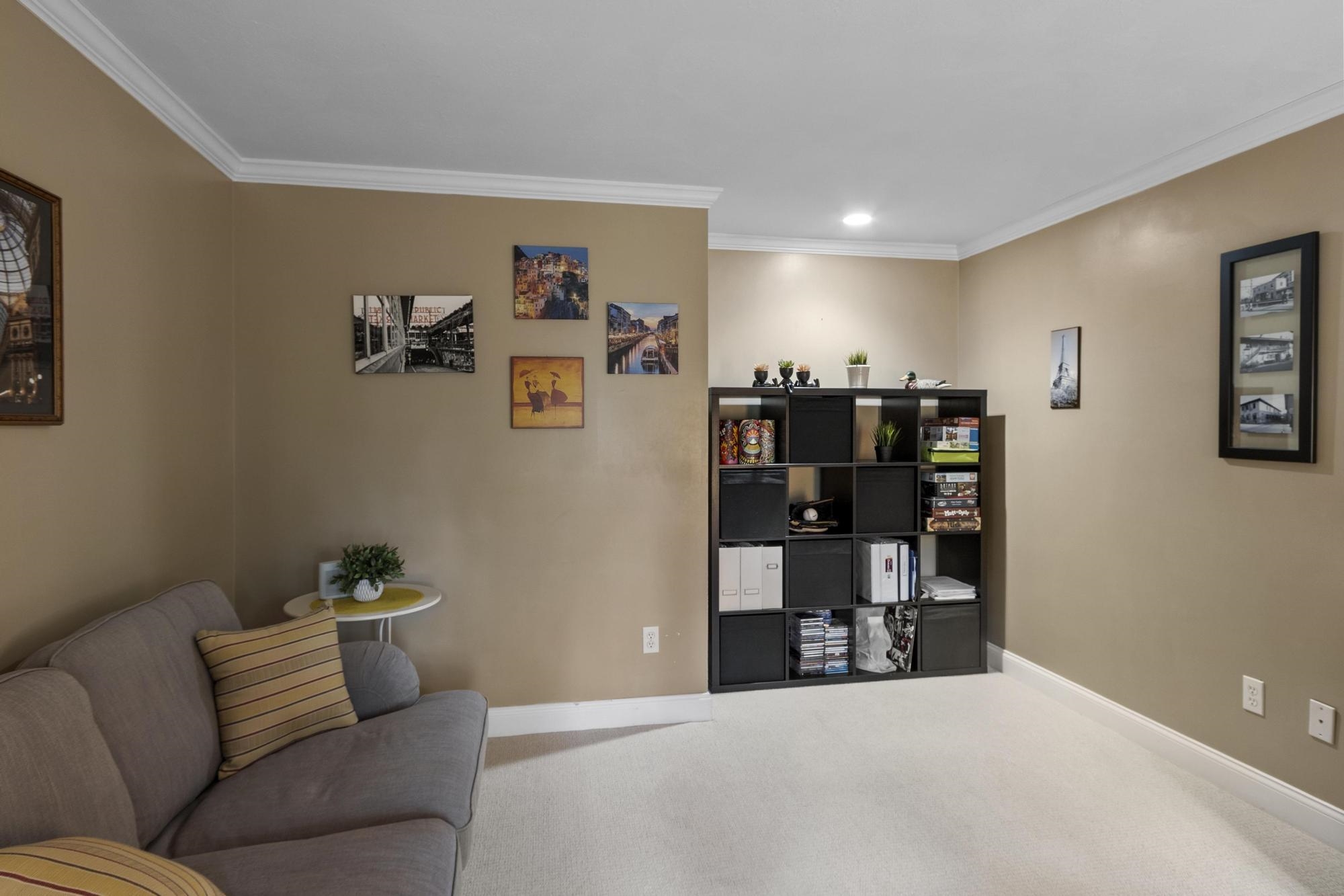 43 Ladyslipper Dr, Newmarket, NH 03857