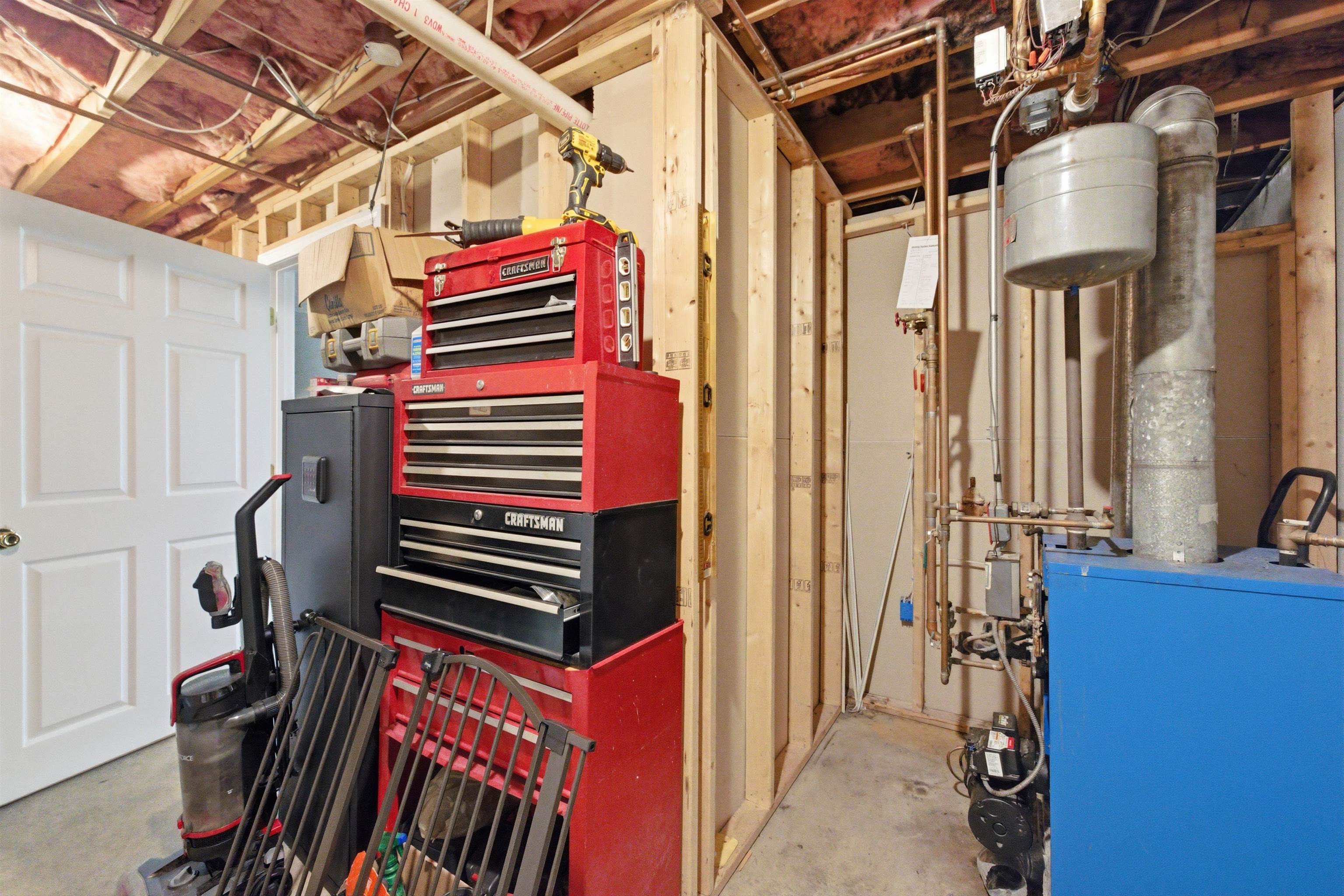 21 Sullivan Ct, Salem, NH 03079