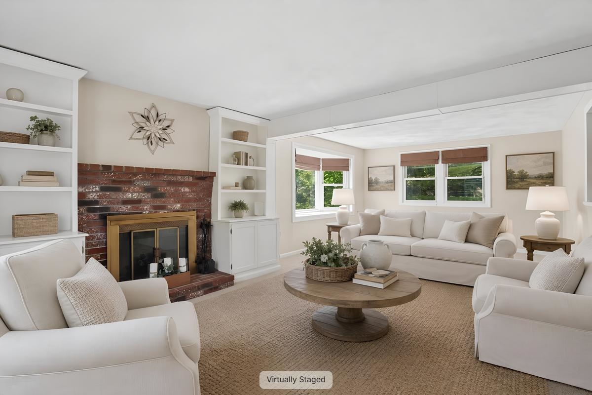 6 Nutmeg Dr, Nashua, NH 03062