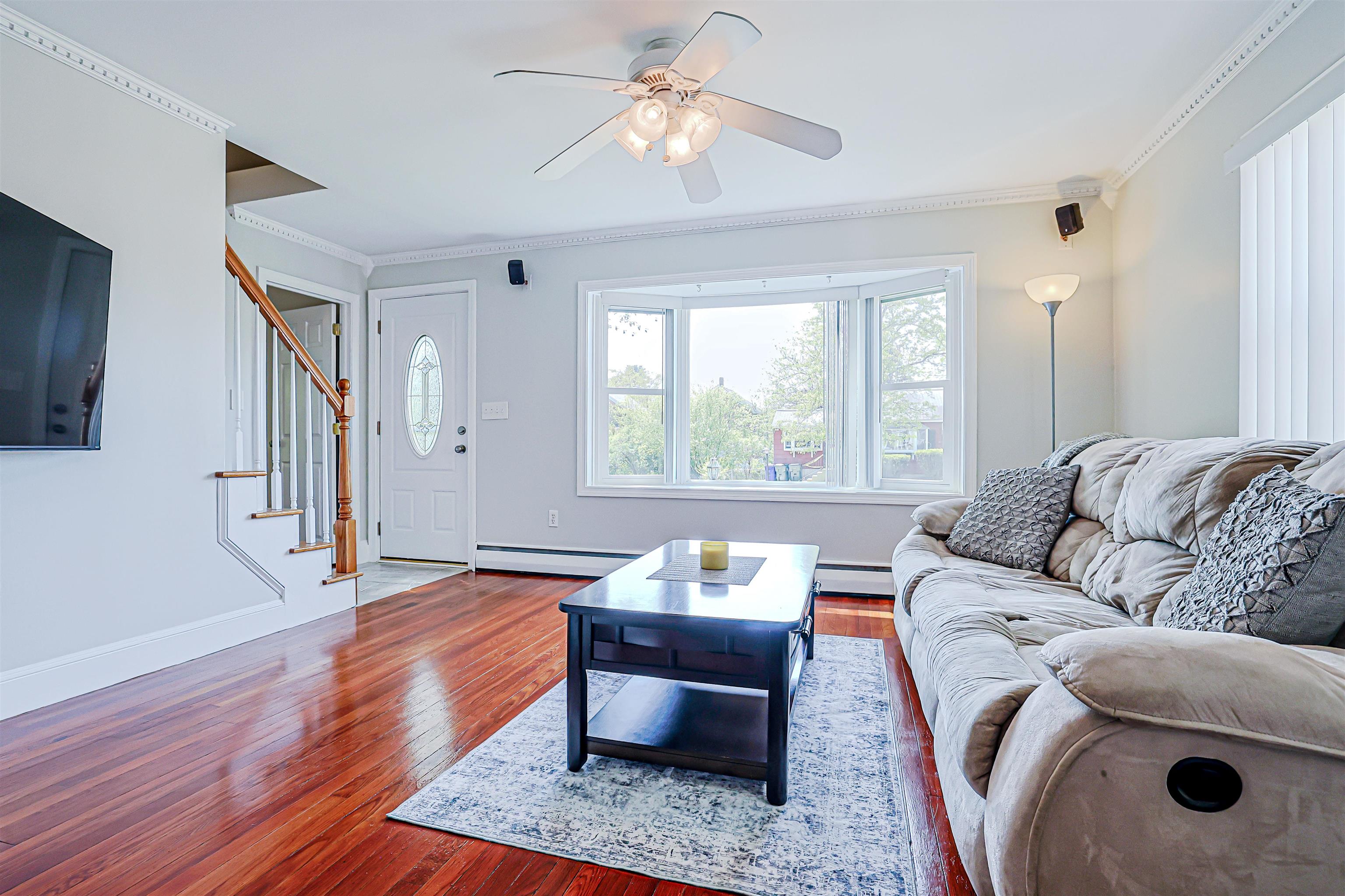 99 Knowlton St, Manchester, NH 03103