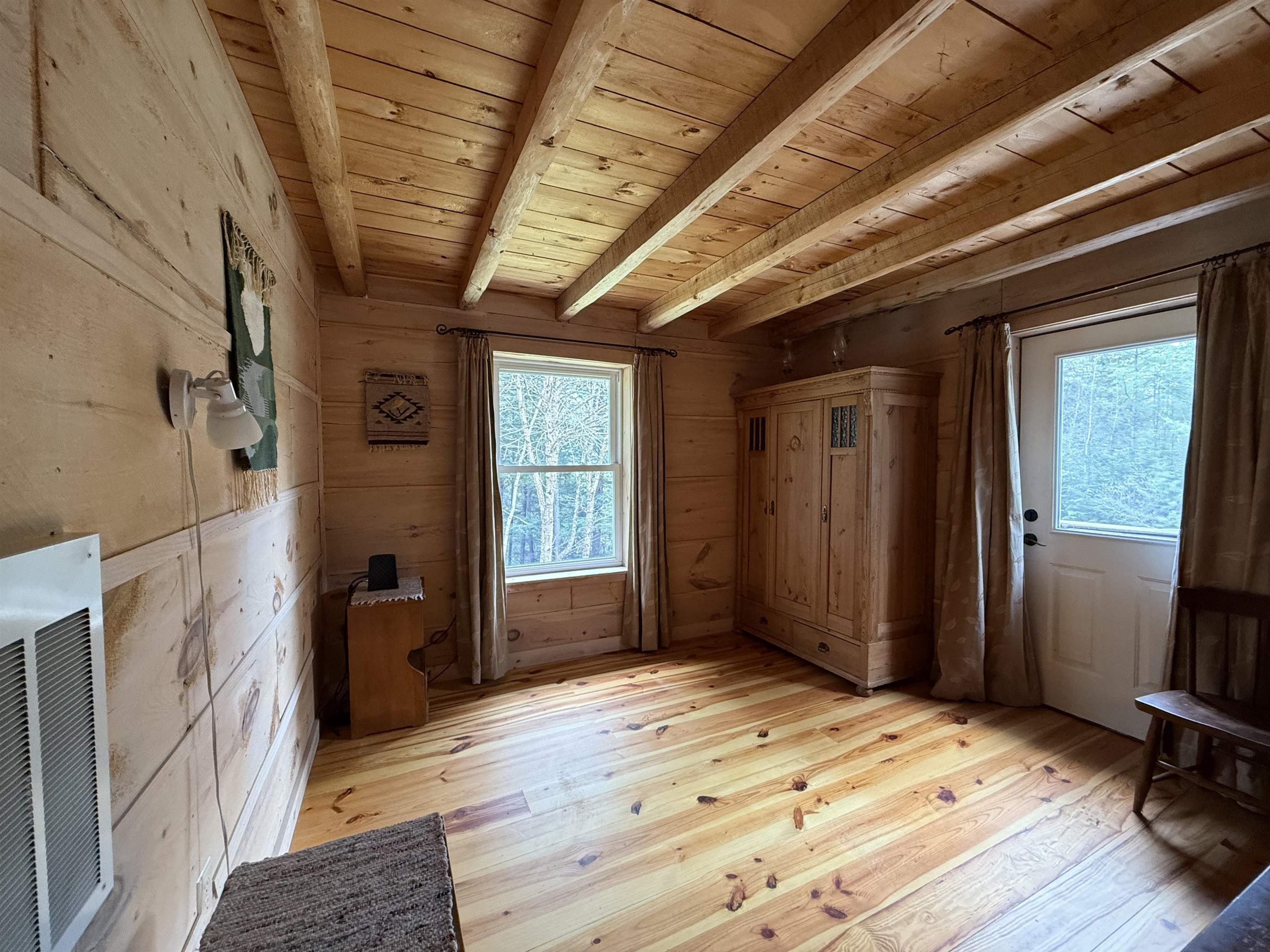 Beautiful Wood Floors 25261474