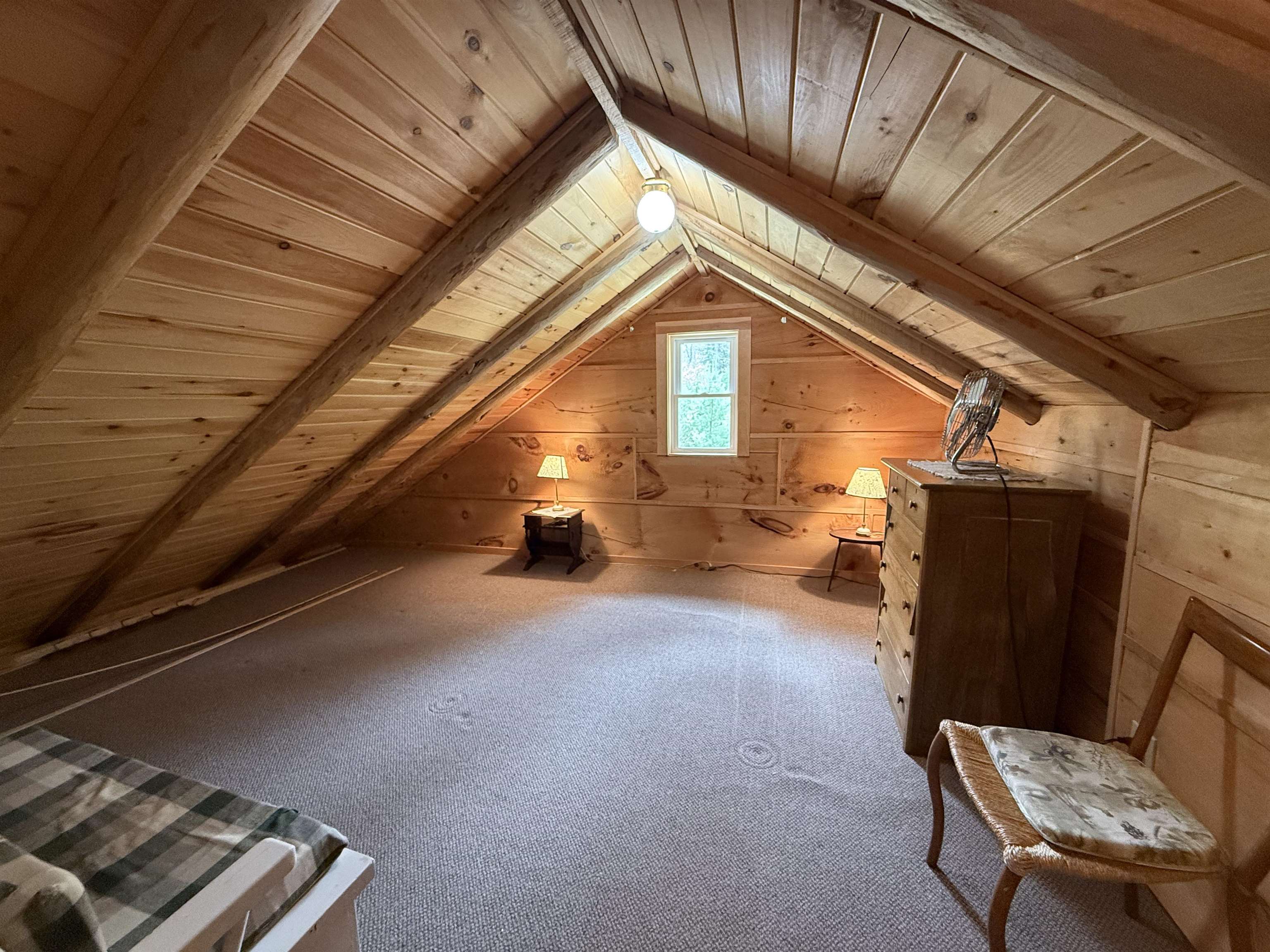 Second Floor Bedroom 25261537
