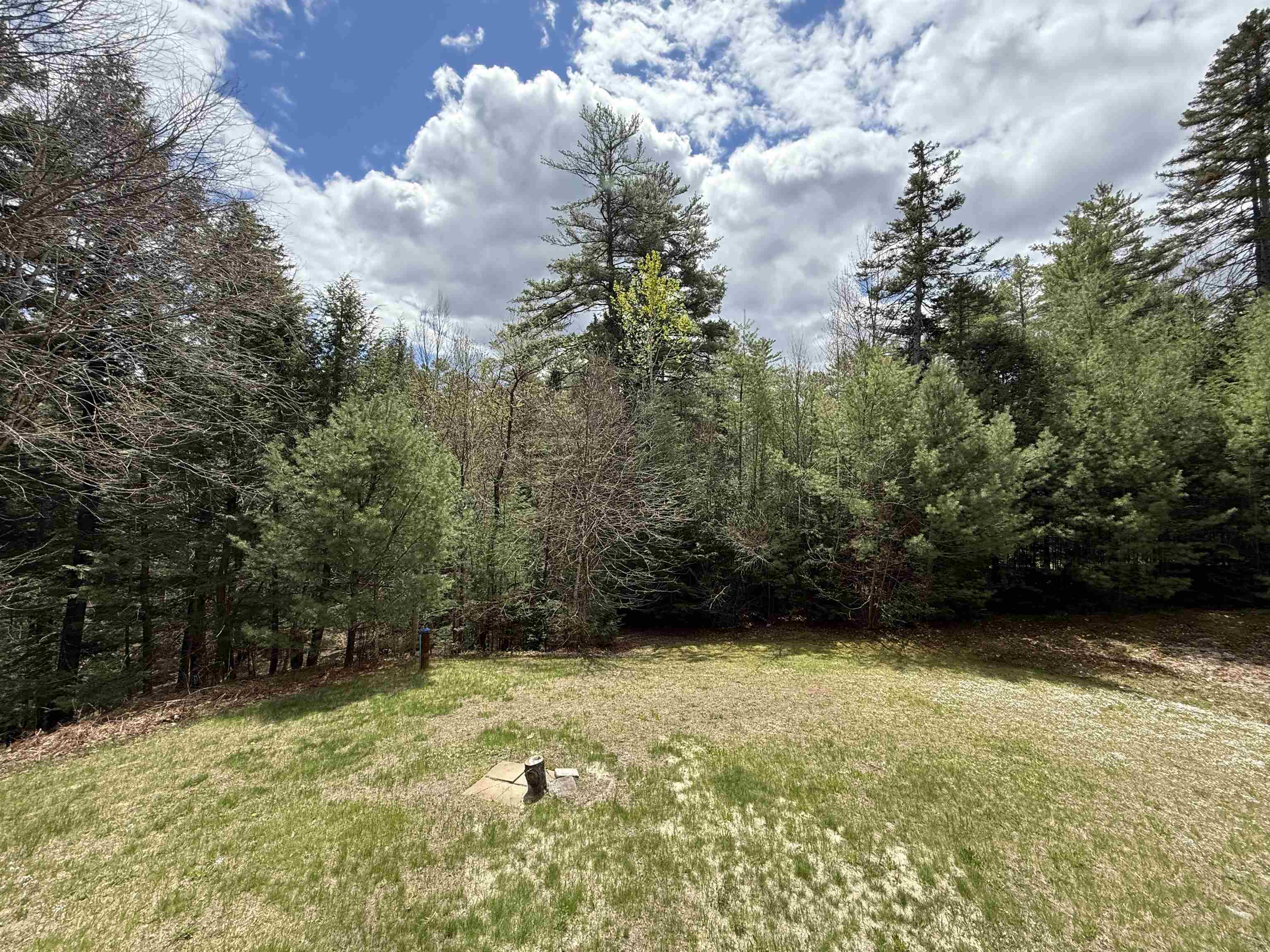 37 Maple Rd, Canaan, NH 03741