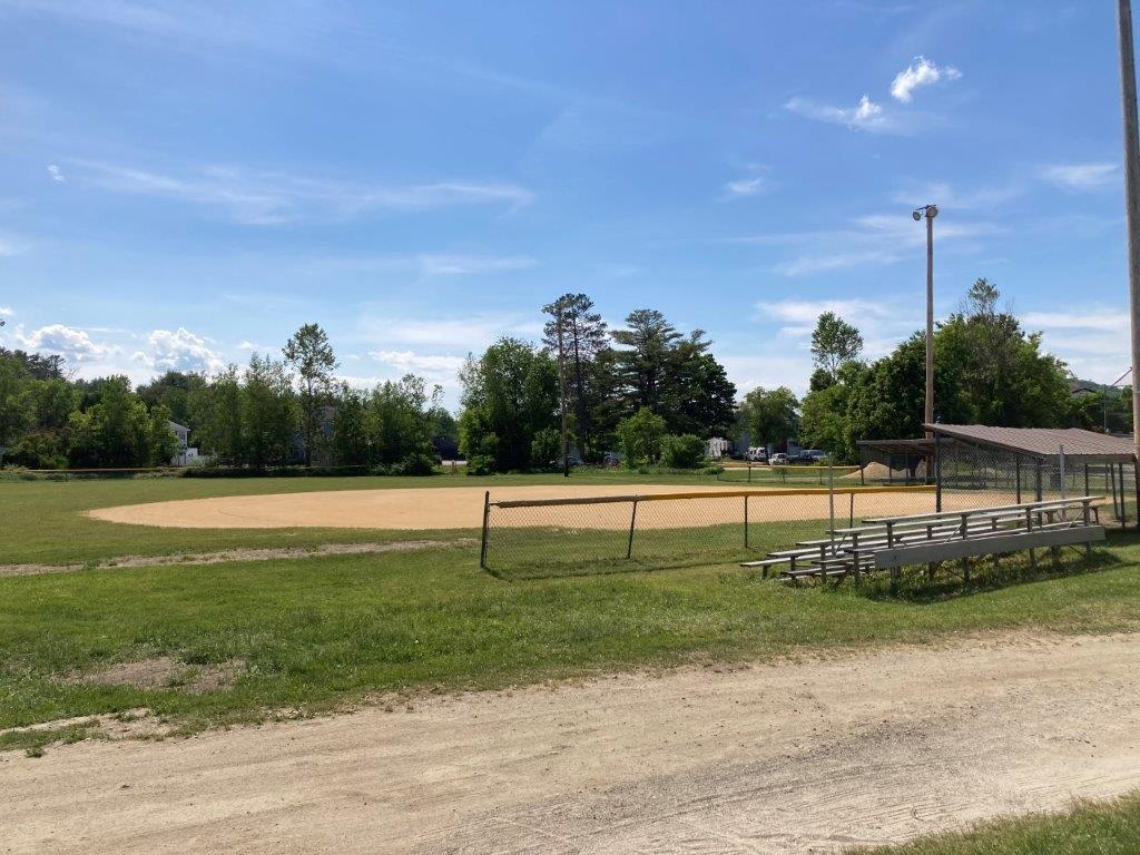 Williams Field Ball Park 25293302