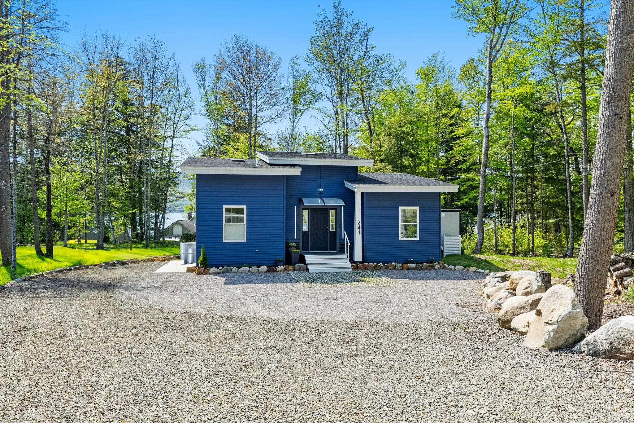241 Shore Dr, Bristol, NH 03222