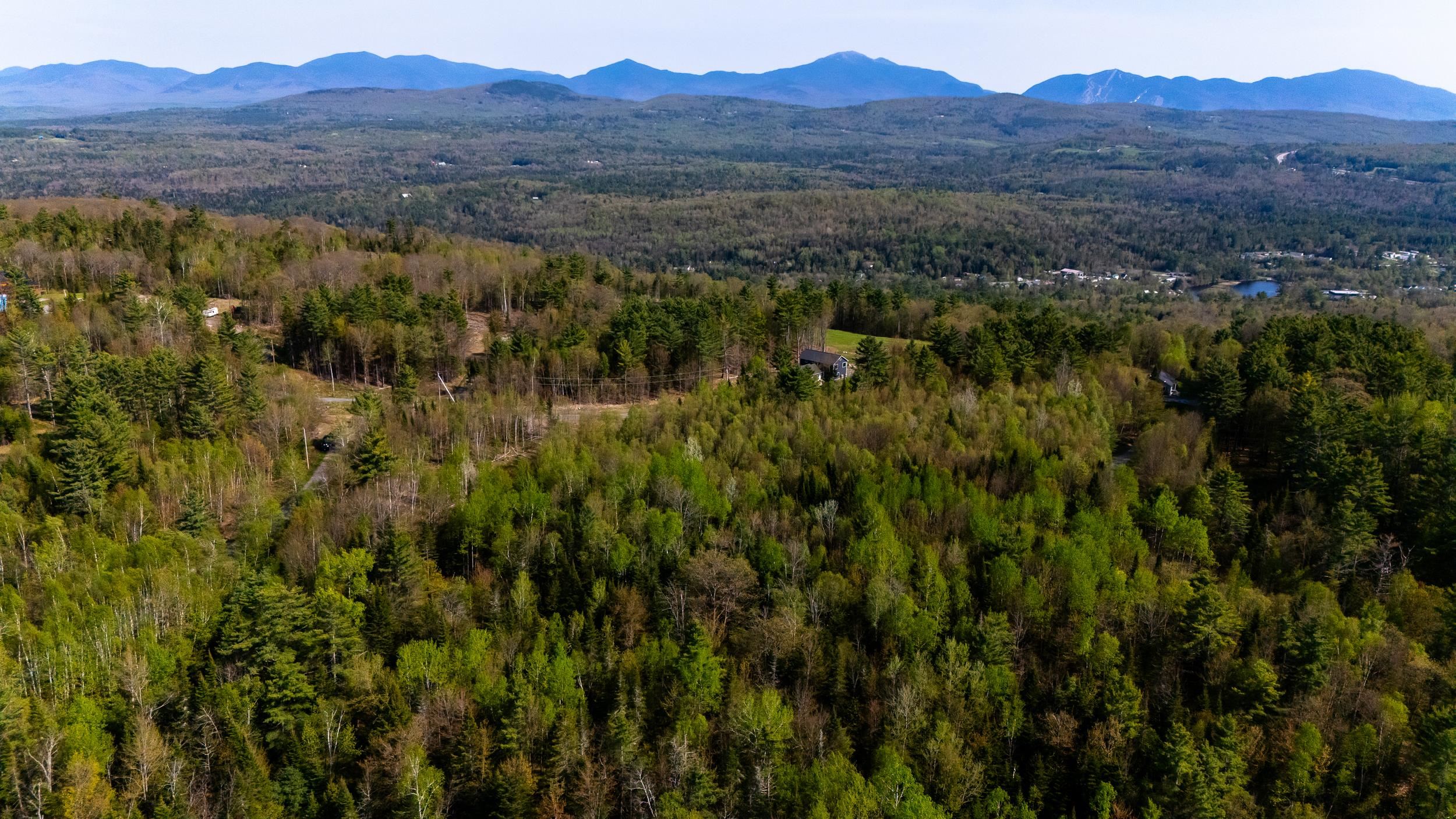 82 Bear Paw Trl, Littleton, NH 03561