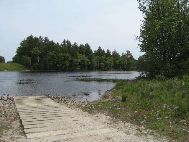 67 Old Pound Rd, Effingham, NH 03882
