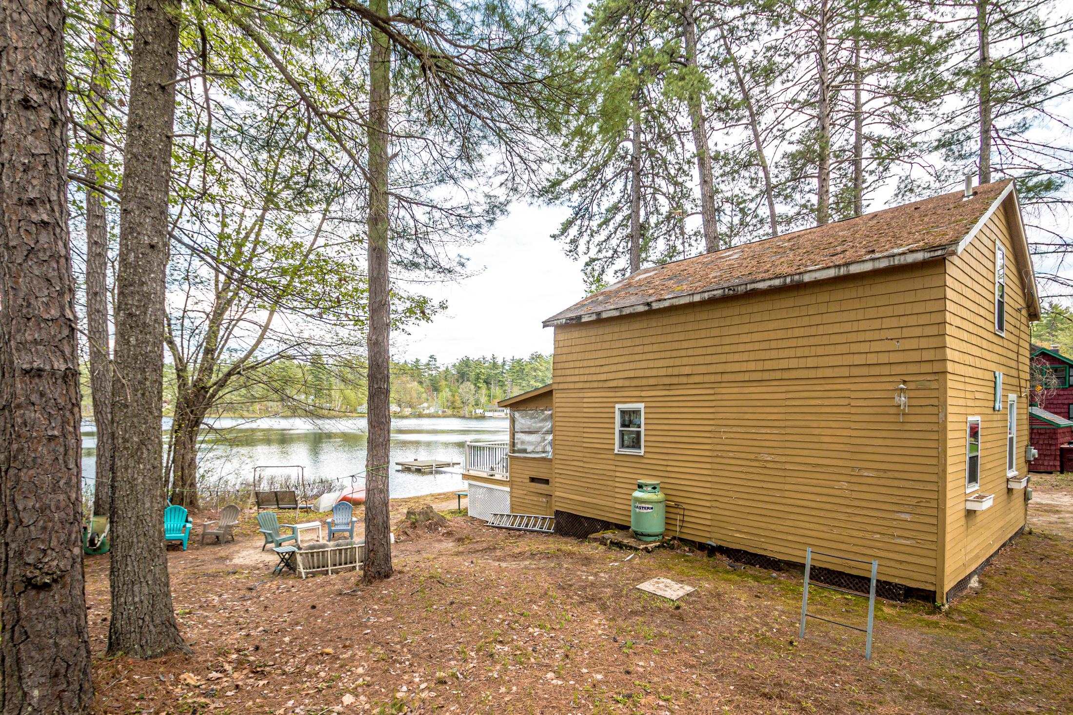 34 Old Sandy Pond Rd, Wakefield, NH 03830