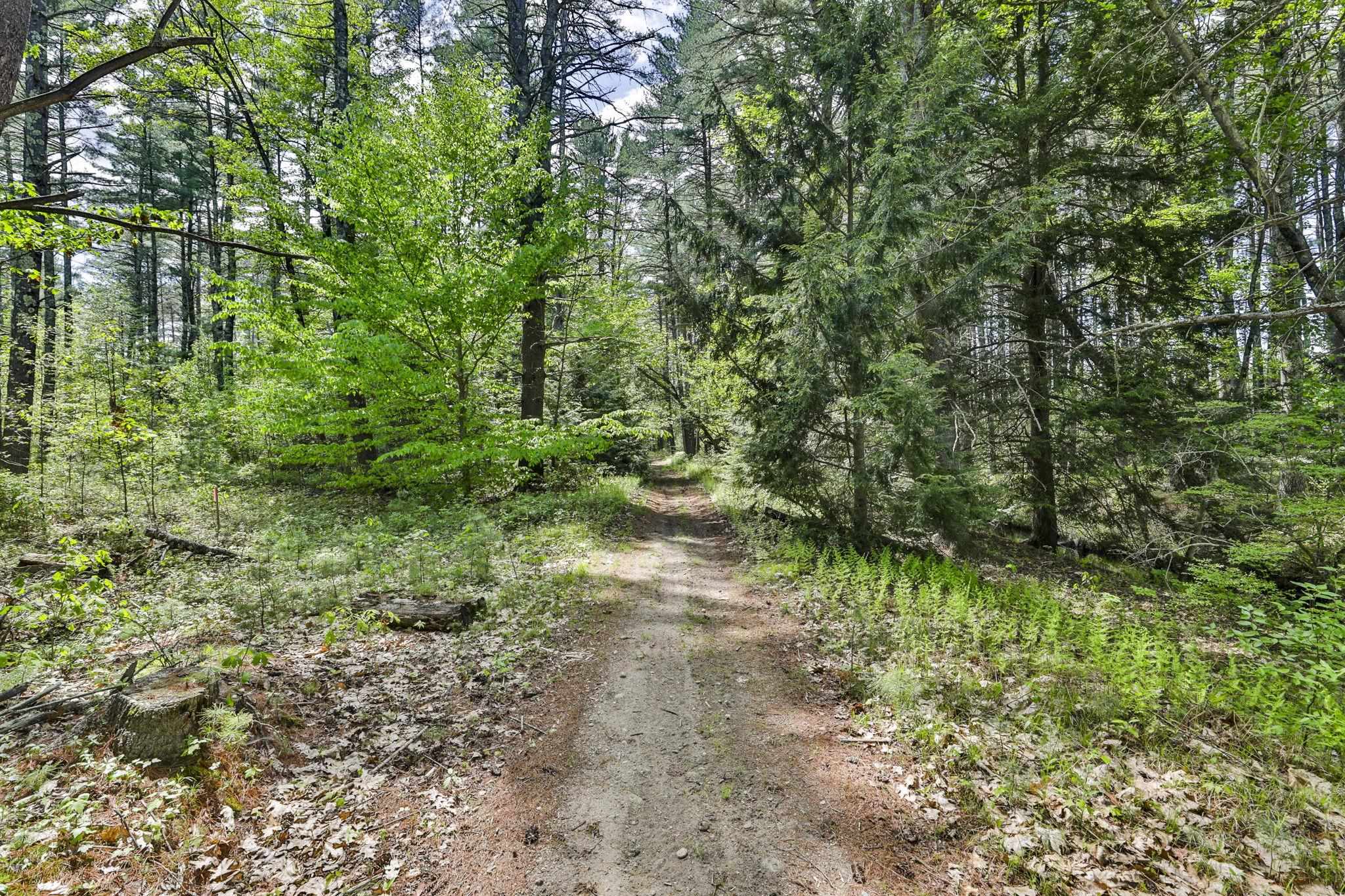 2A - 2B Camp Rd, Amherst, NH 03031