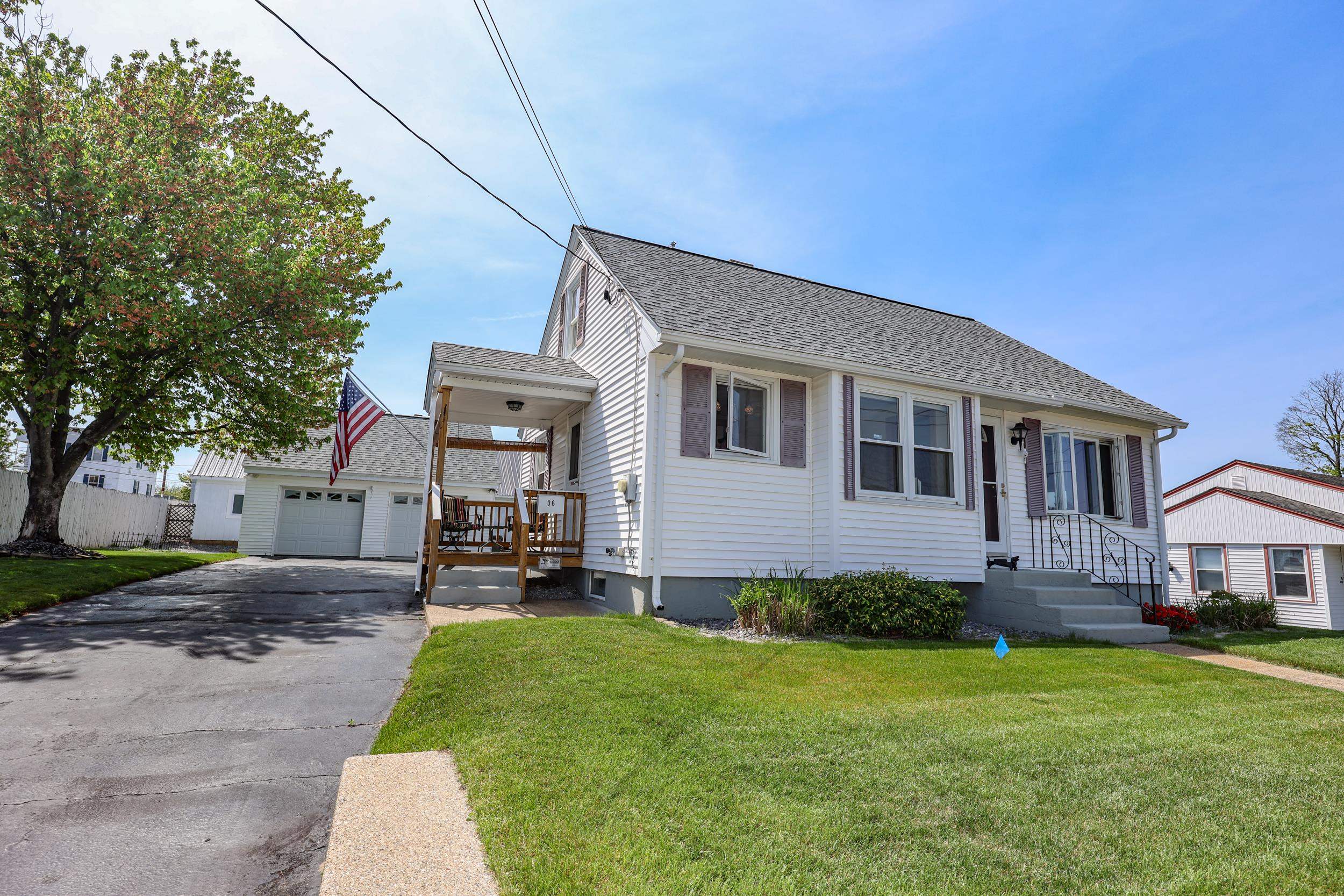 36 Alsace St, Manchester, NH 03102