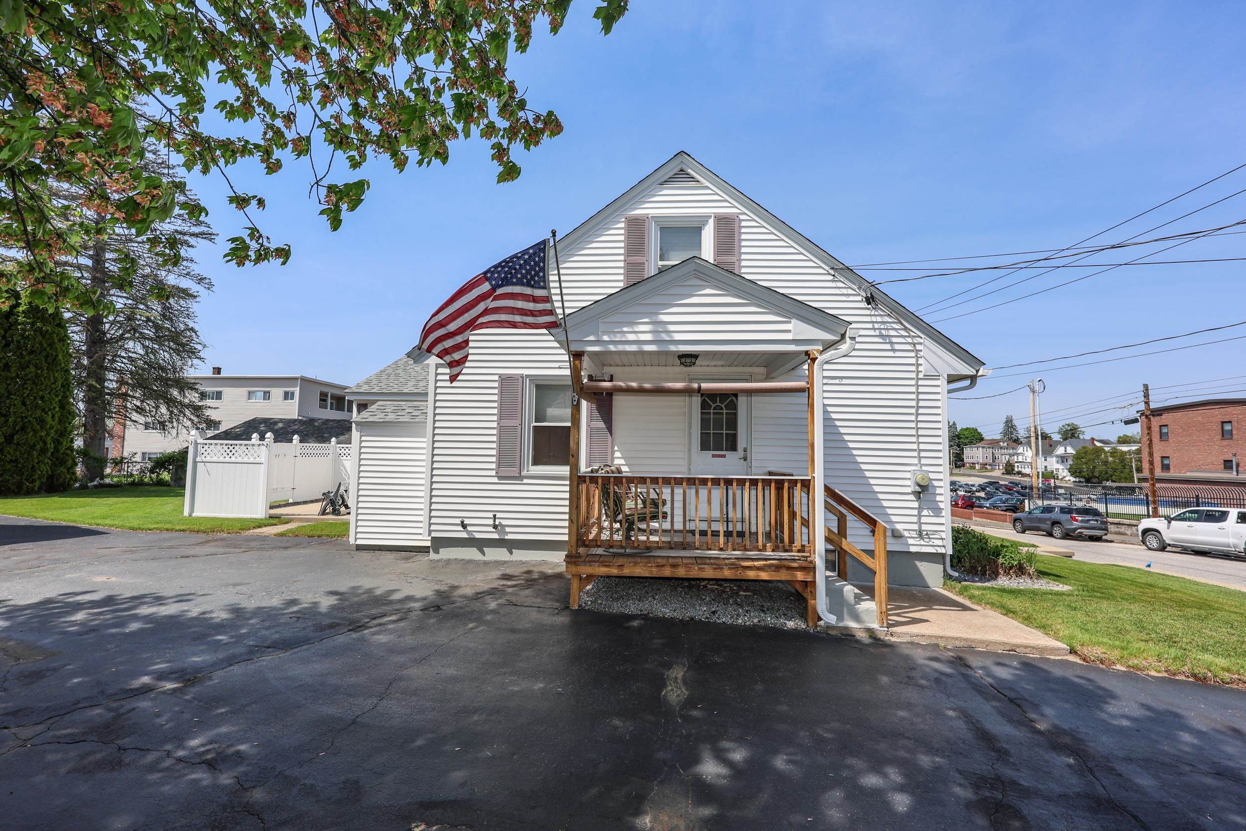 36 Alsace St, Manchester, NH 03102