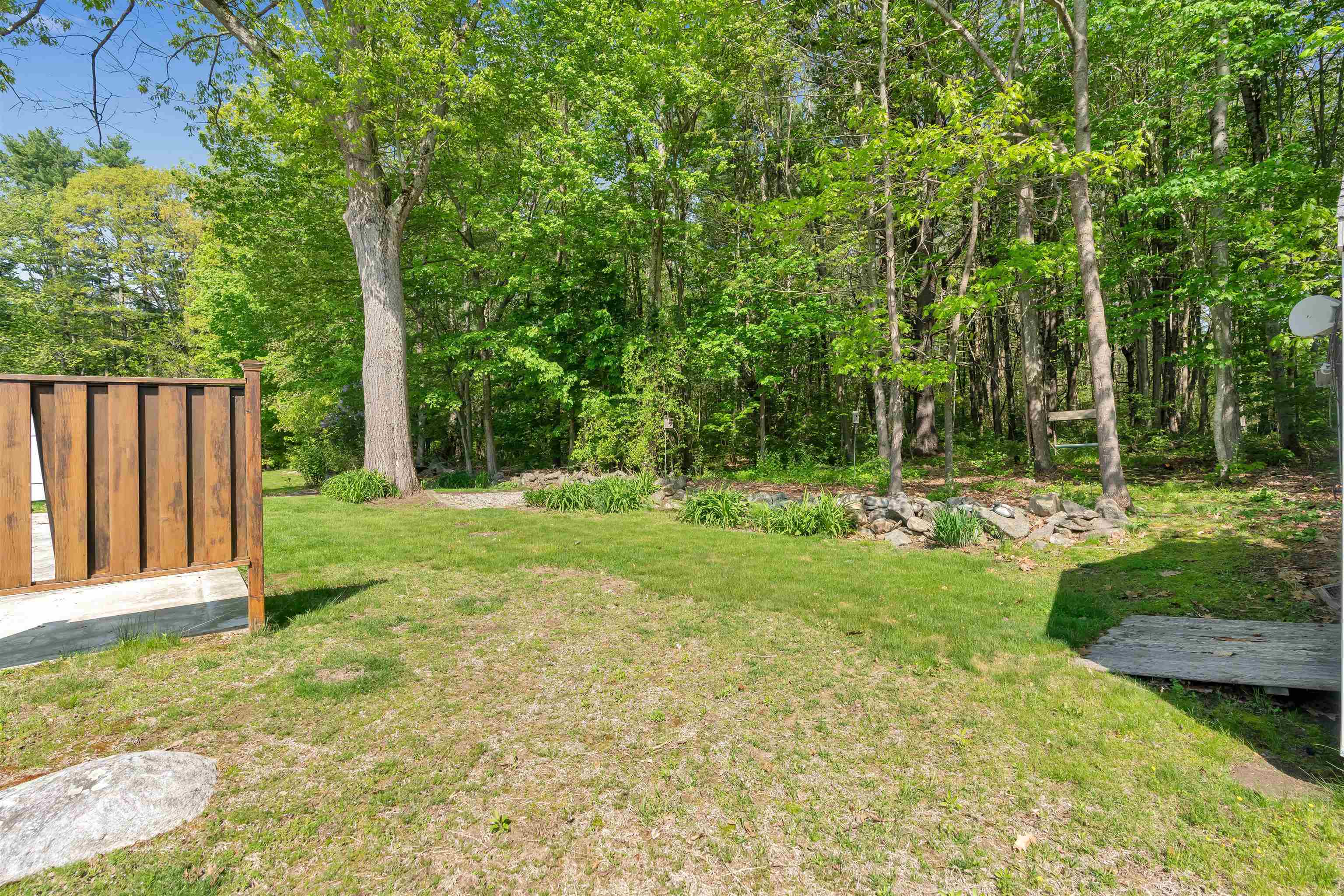 14 Phinney Ln, Exeter, NH 03833
