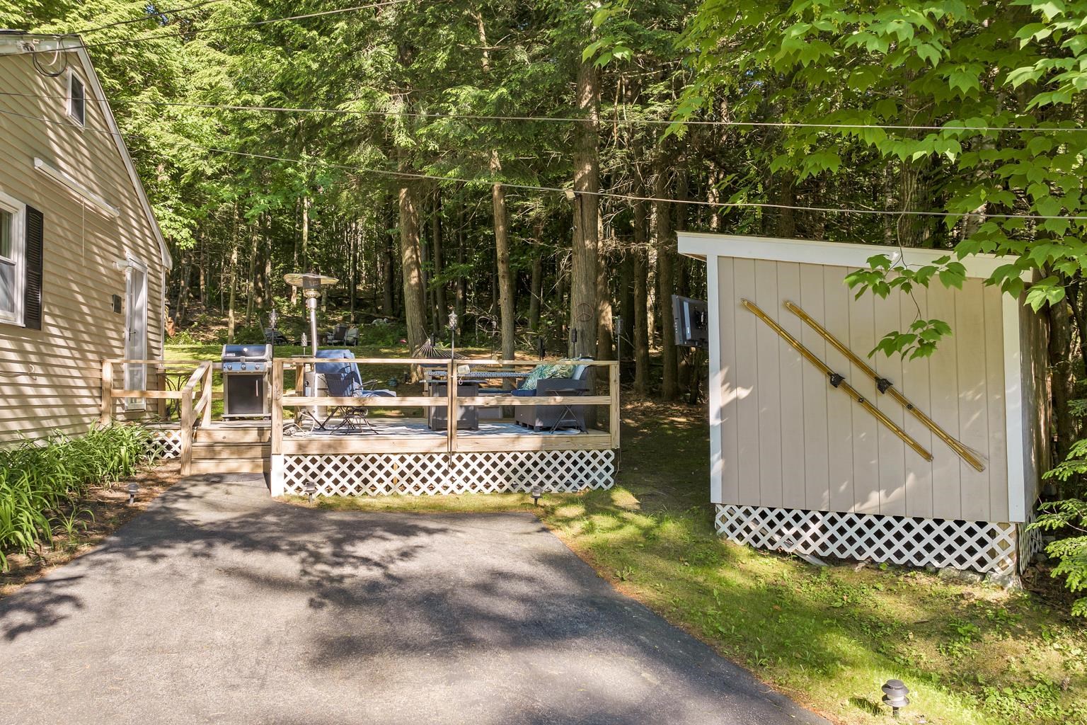 13 Aspen Dr, Tuftonboro, NH 03816