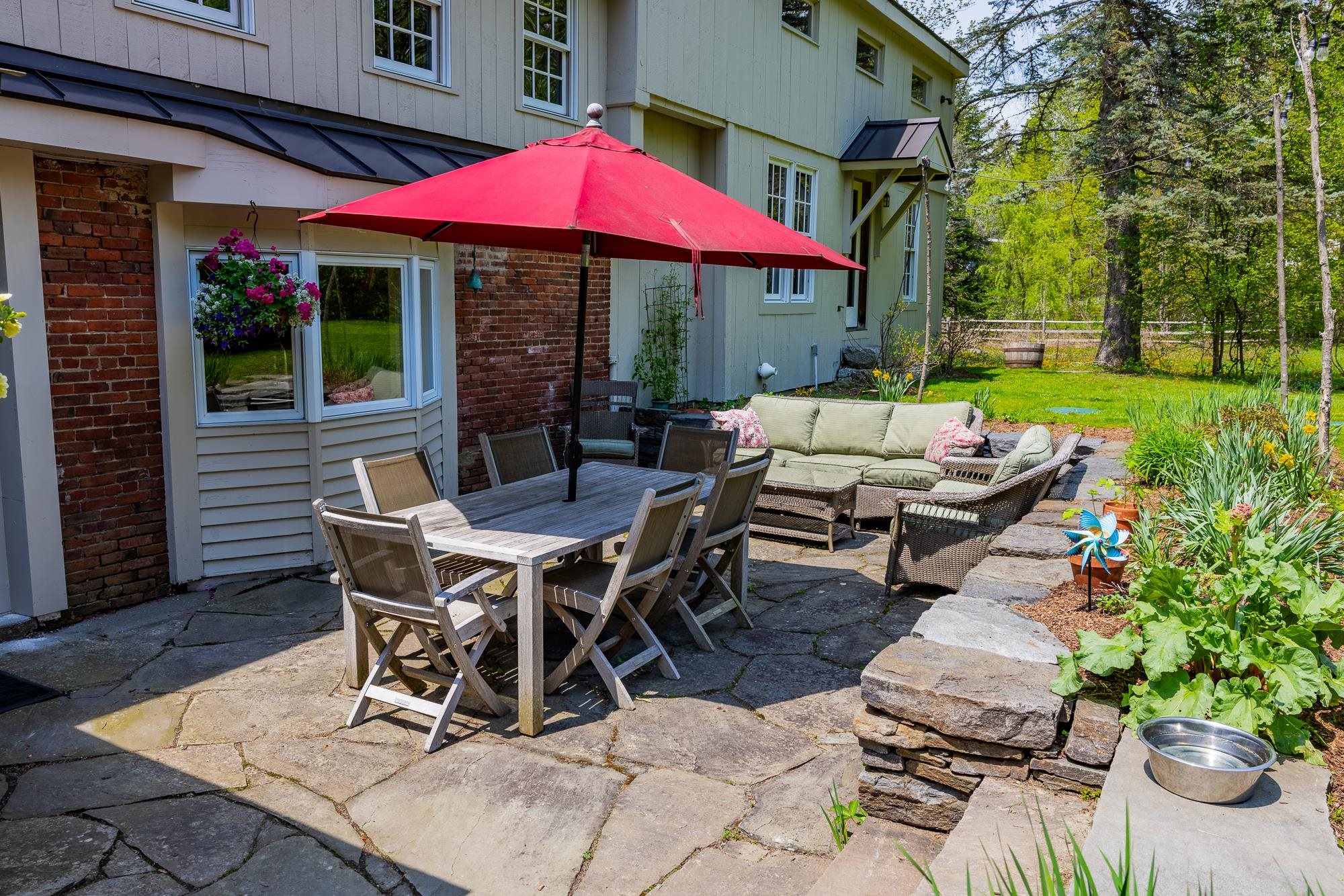 15 Market St, Lyme, NH 03768