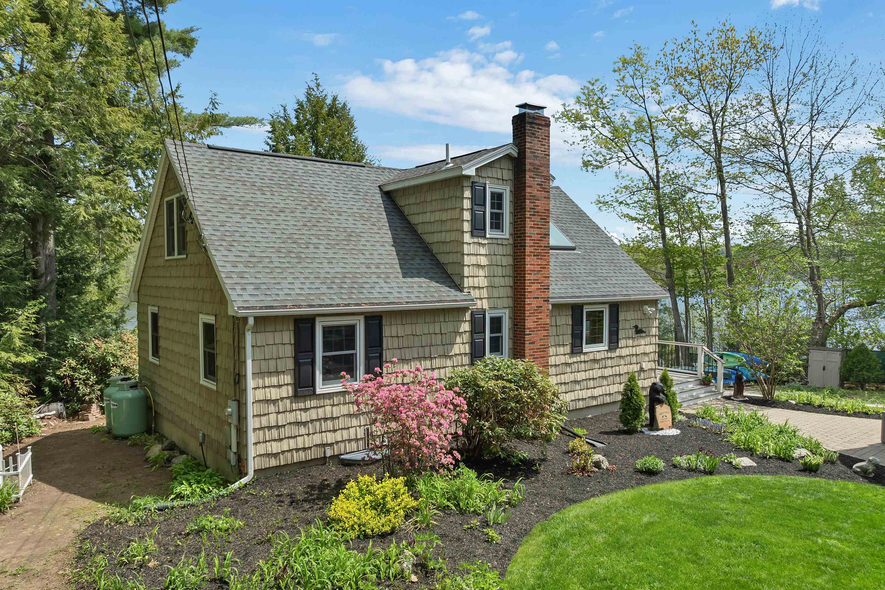 206 Varney Rd, Barnstead, NH 03225