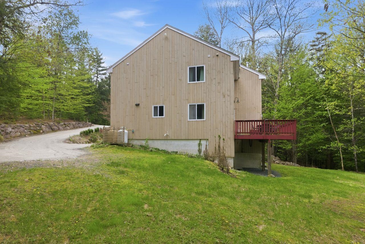 111 Holland Trl, Thornton, NH 03285