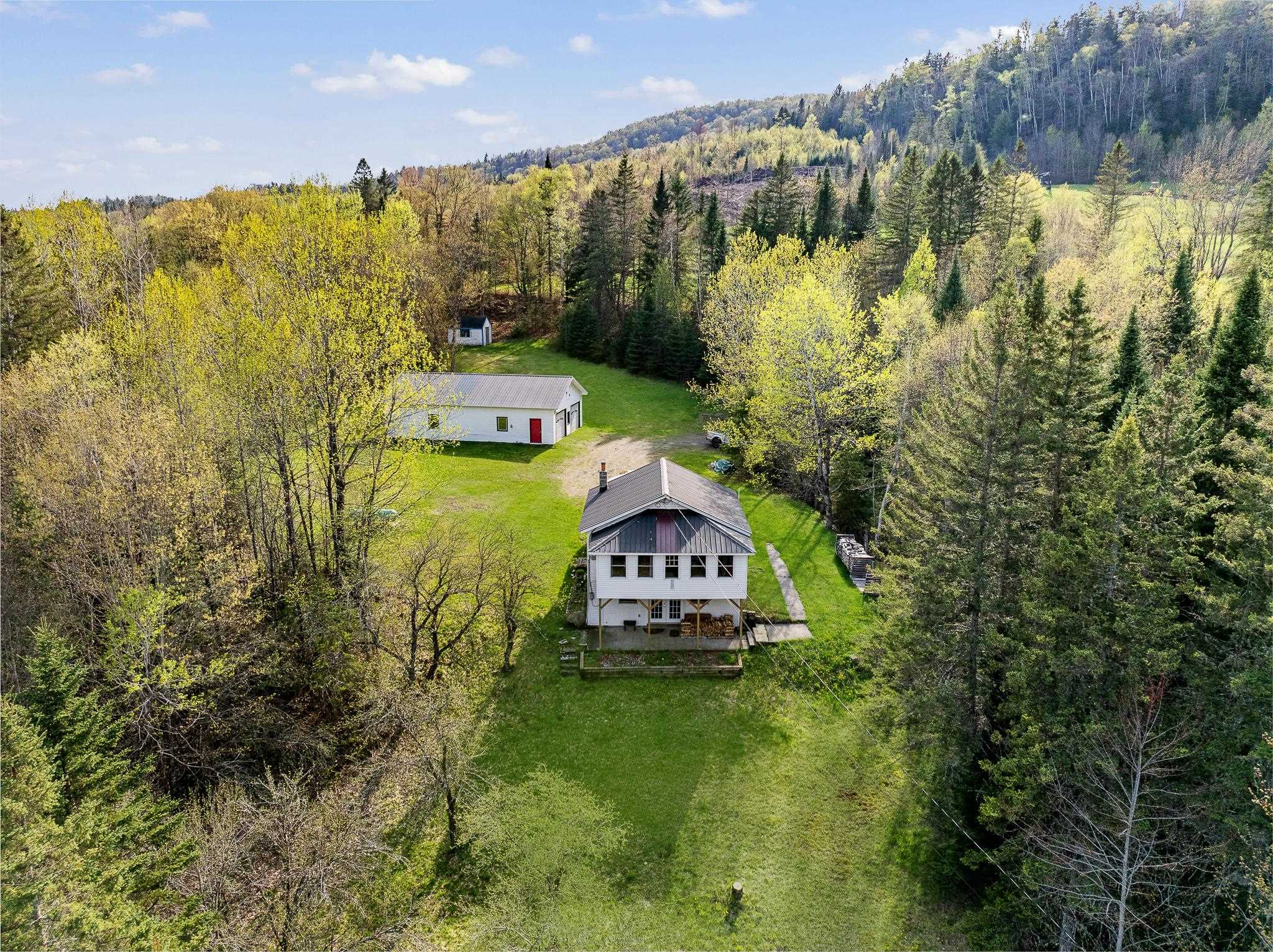 127 Hollow Rd, Stewartstown, NH 03576