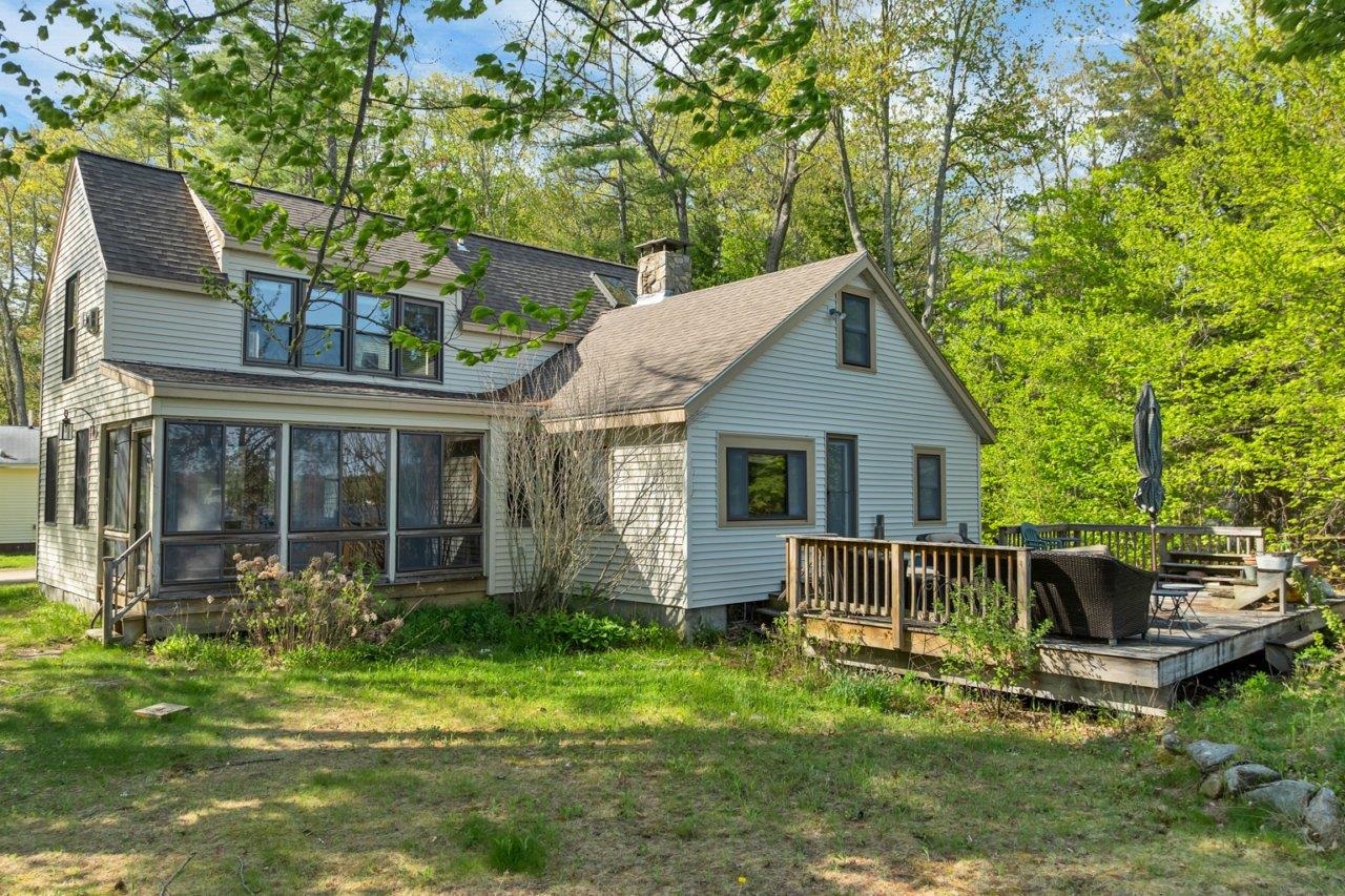 24 Gillis Ln, Barnstead, NH 03225