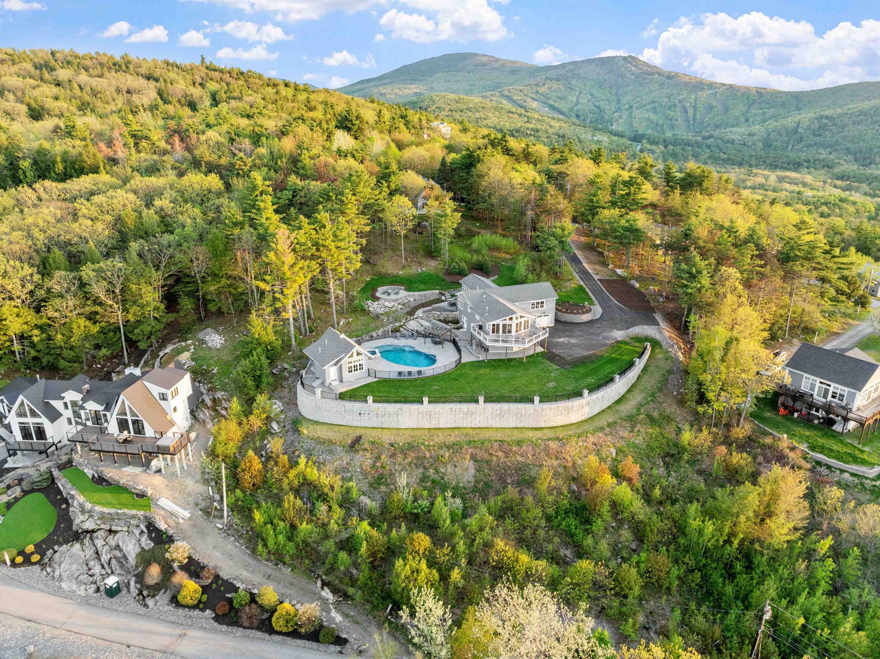24 Trailview Dr, Gilford, NH 03249