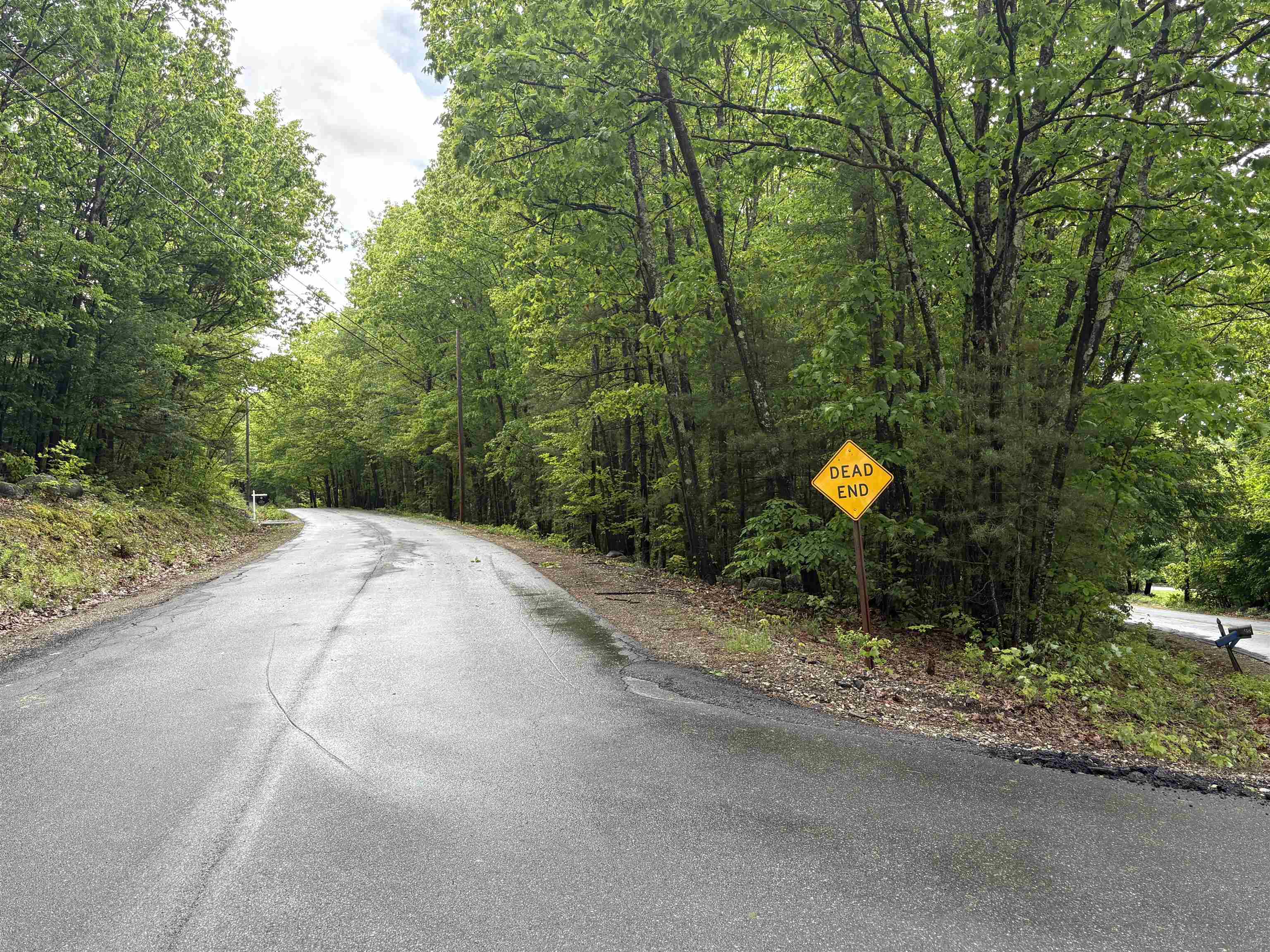 21-2 Leach Hill Rd, Goffstown, NH 03045