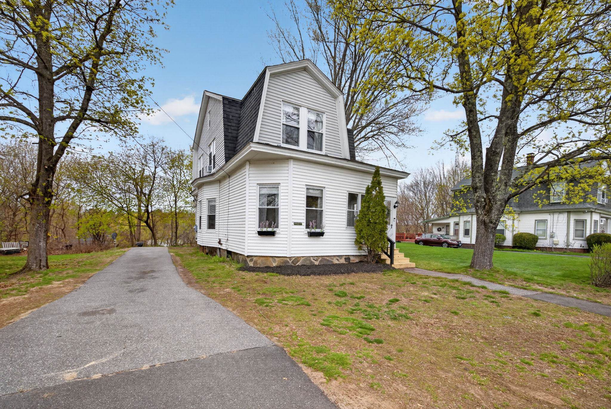 MLS 5090256: 9 Highland Avenue, Derry NH