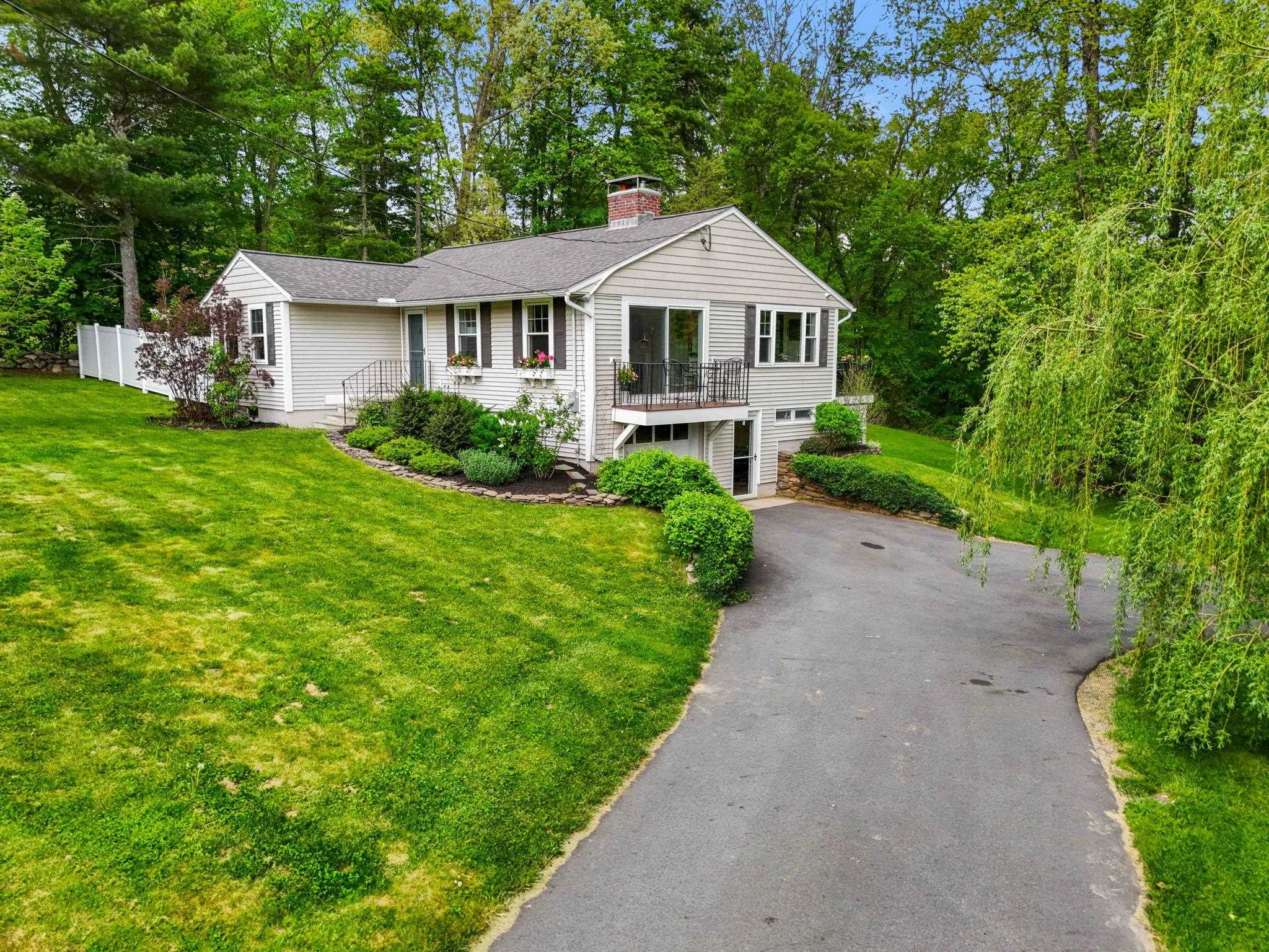 352 East Rd, Hampstead, NH 03841