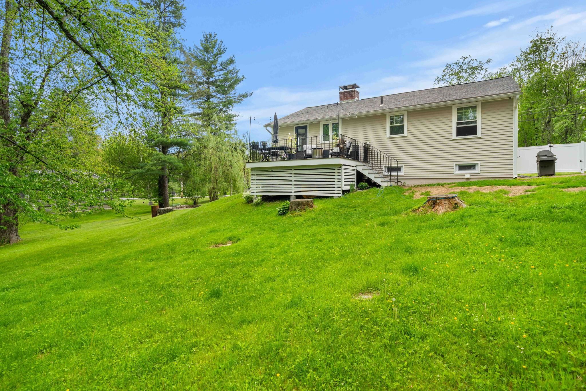 352 East Rd, Hampstead, NH 03841
