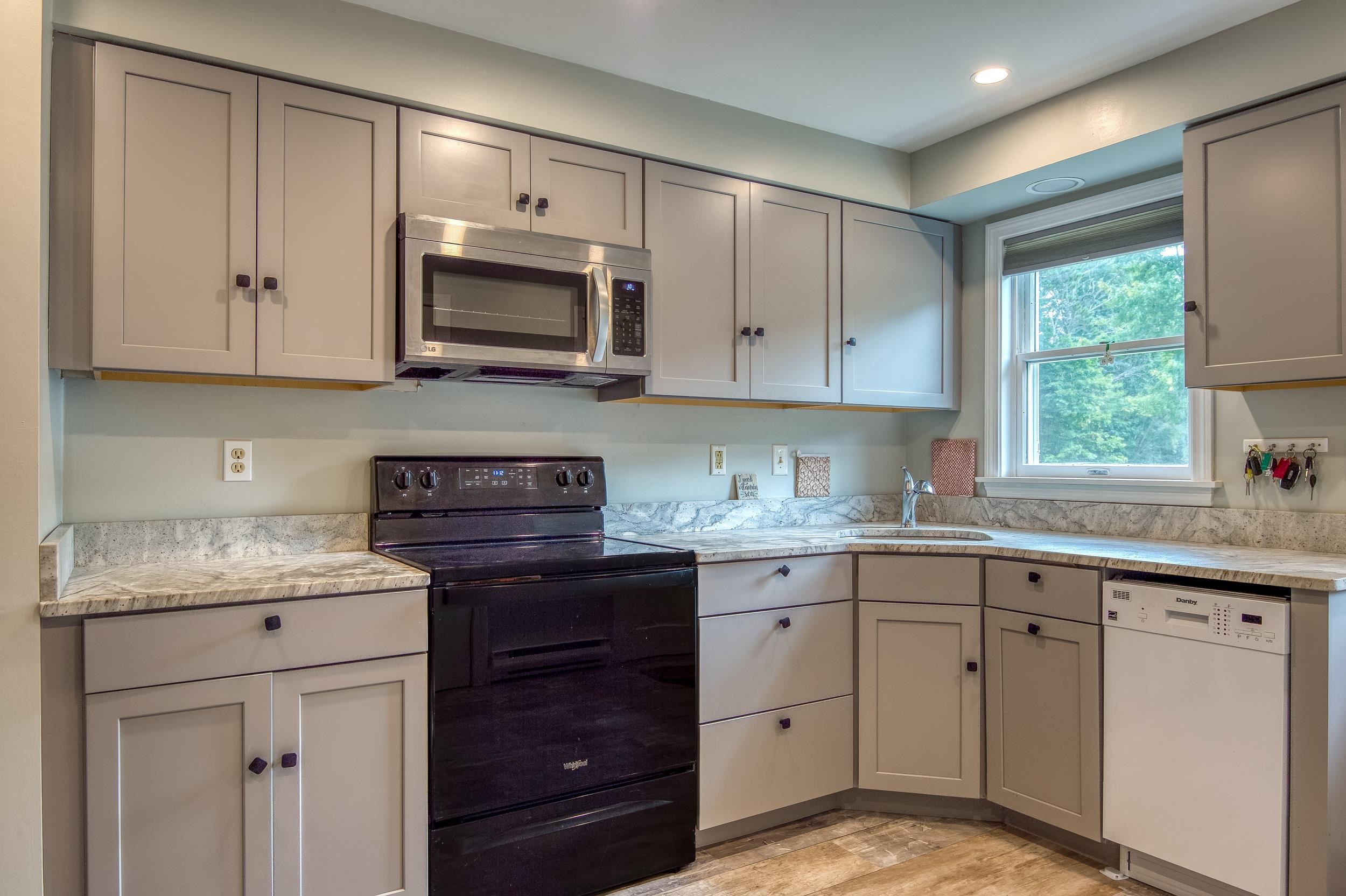 78 Saco Pines Rd, Conway, NH 03813