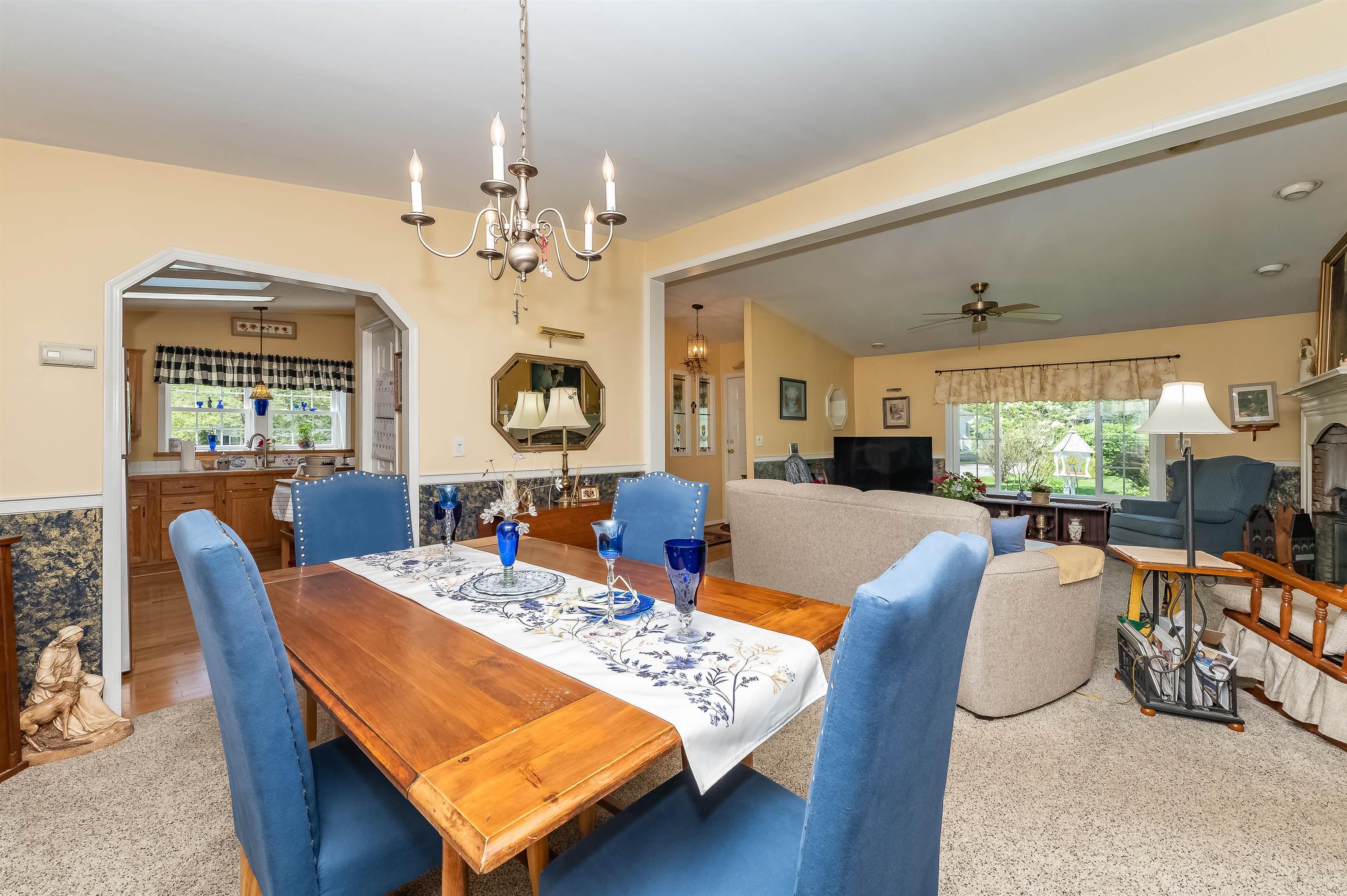 12 Diamondback Dr, Rochester, NH 03868