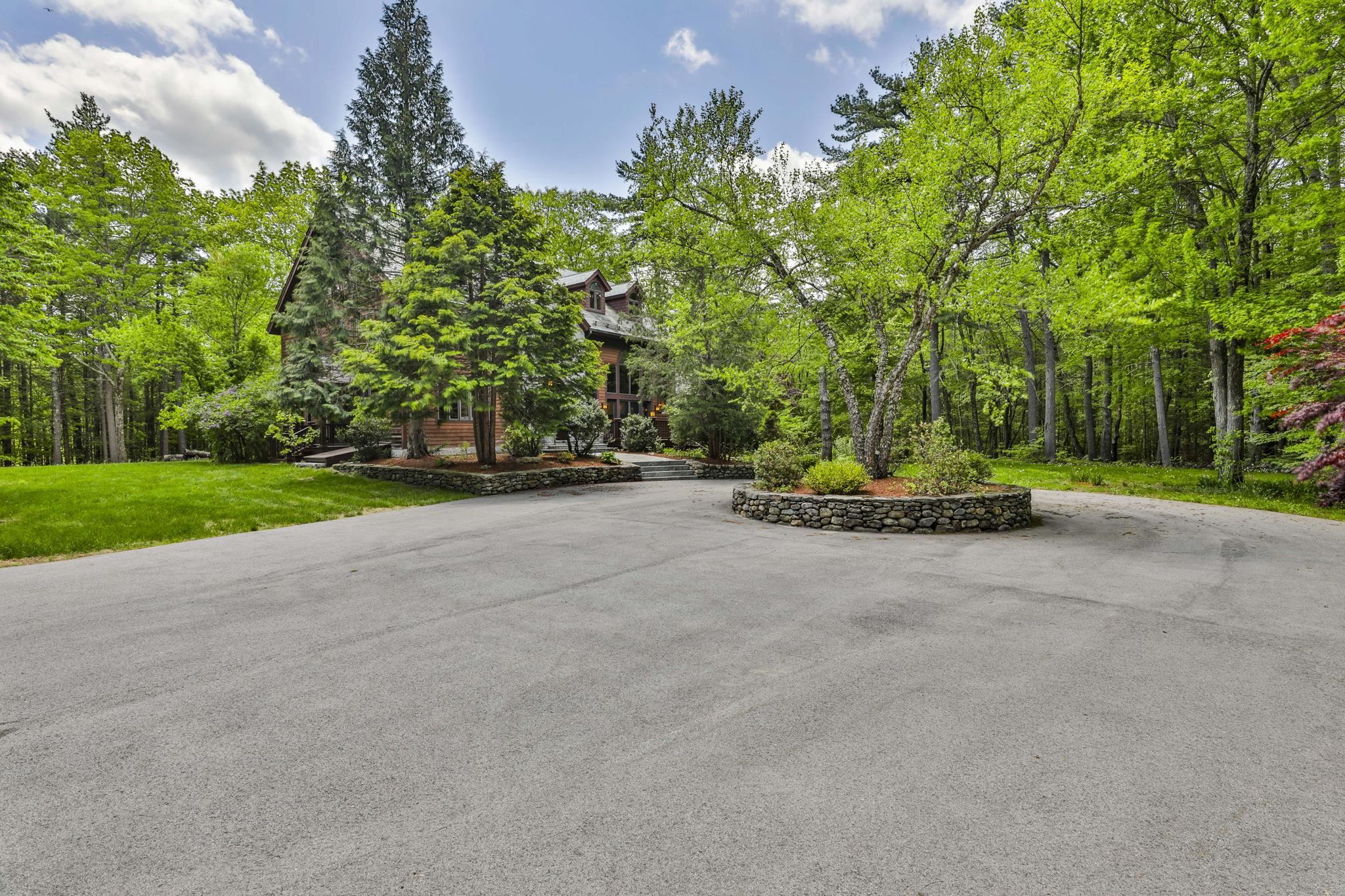 92 Potter Rd, Wilton, NH 03086