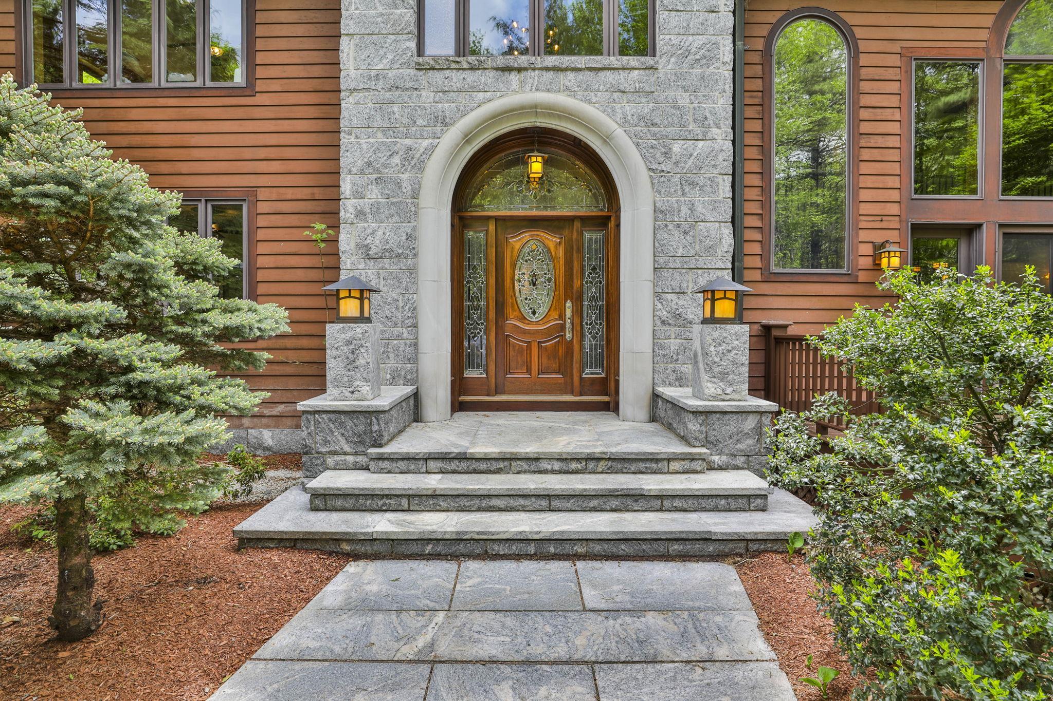 92 Potter Rd, Wilton, NH 03086
