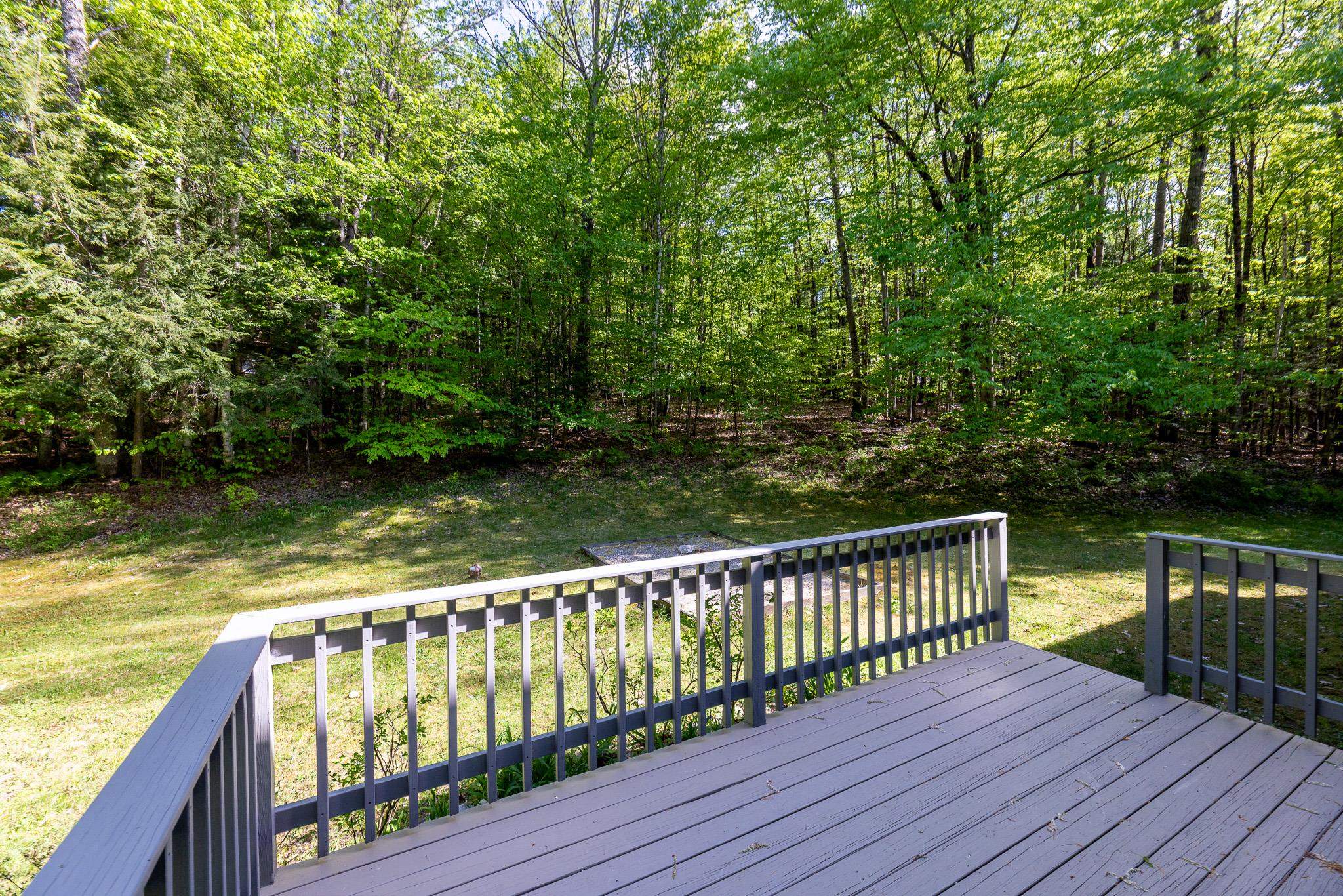 2 Carriage Ln, Hanover, NH 03755