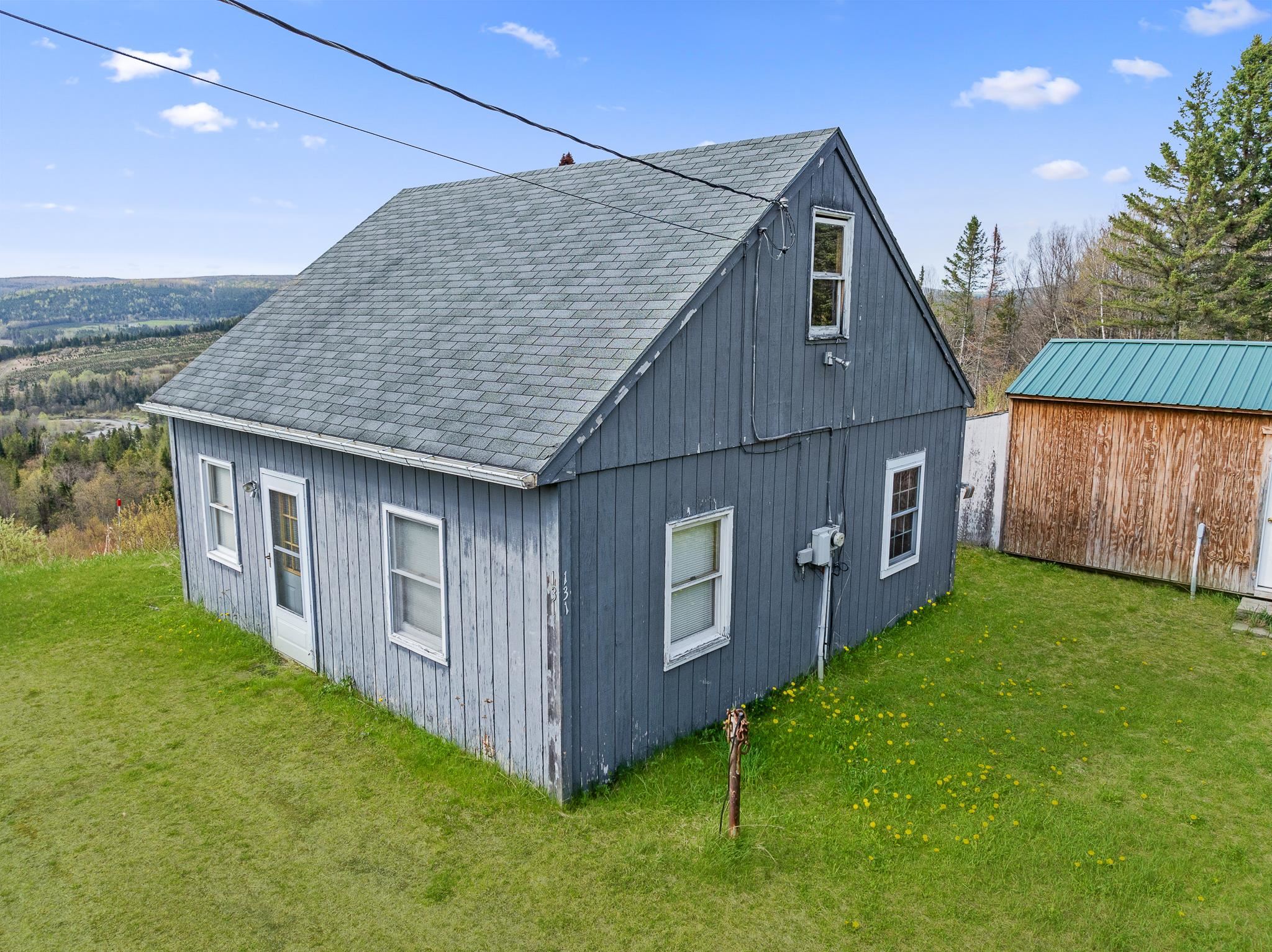 131 Daniel Beard Rd, Pittsburg, NH 03592