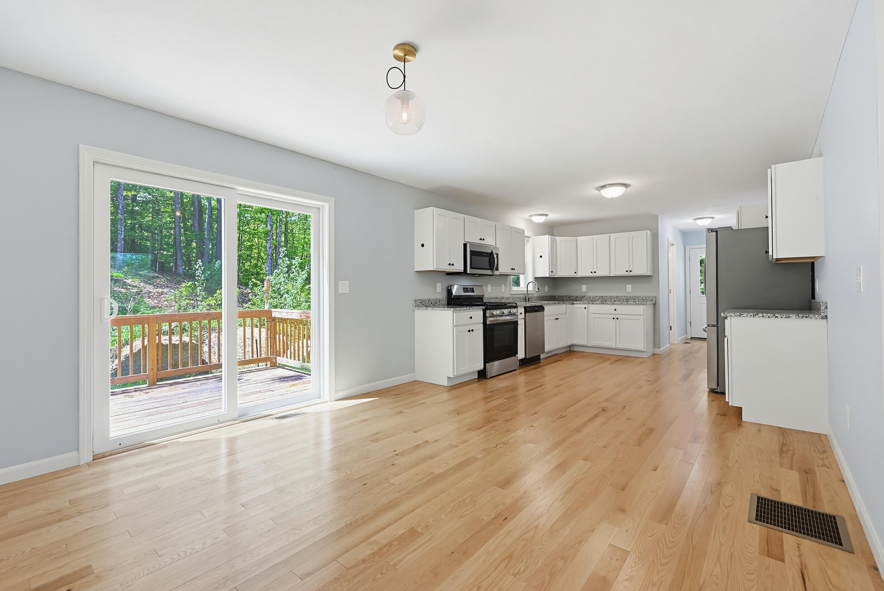 70 2nd Nh Turnpike, Antrim, NH 03440