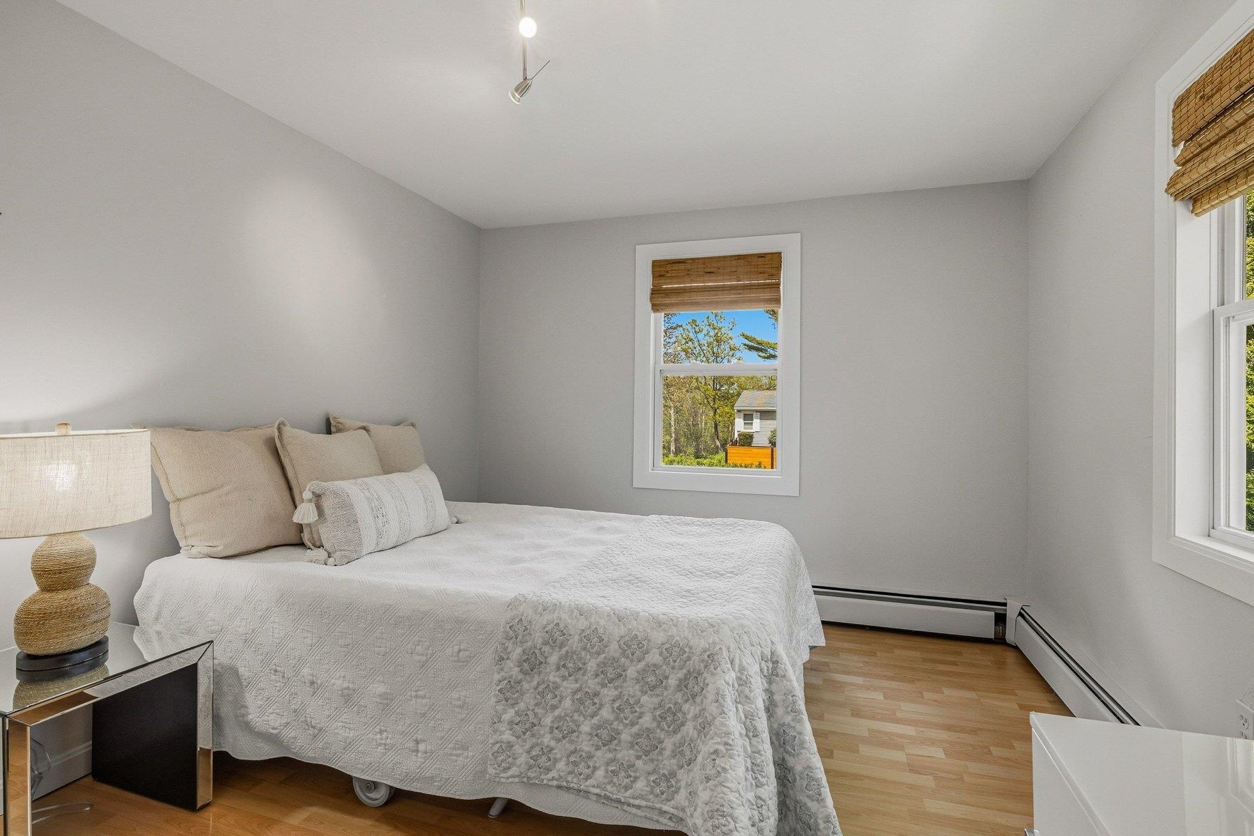 2 Bayberry Ln, Hampton, NH 03842