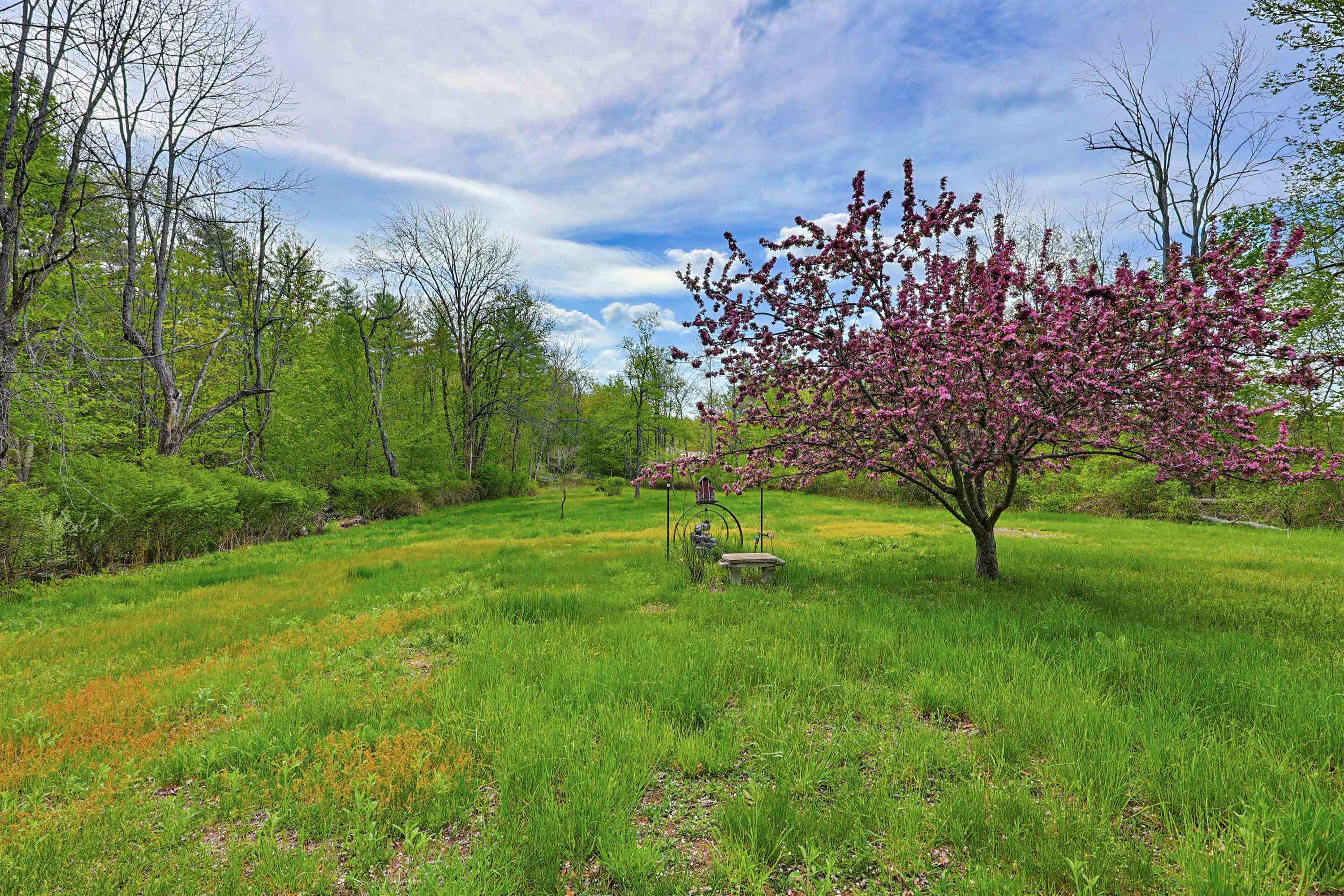 2354 Lovell Lake Rd, Wakefield, NH 03872