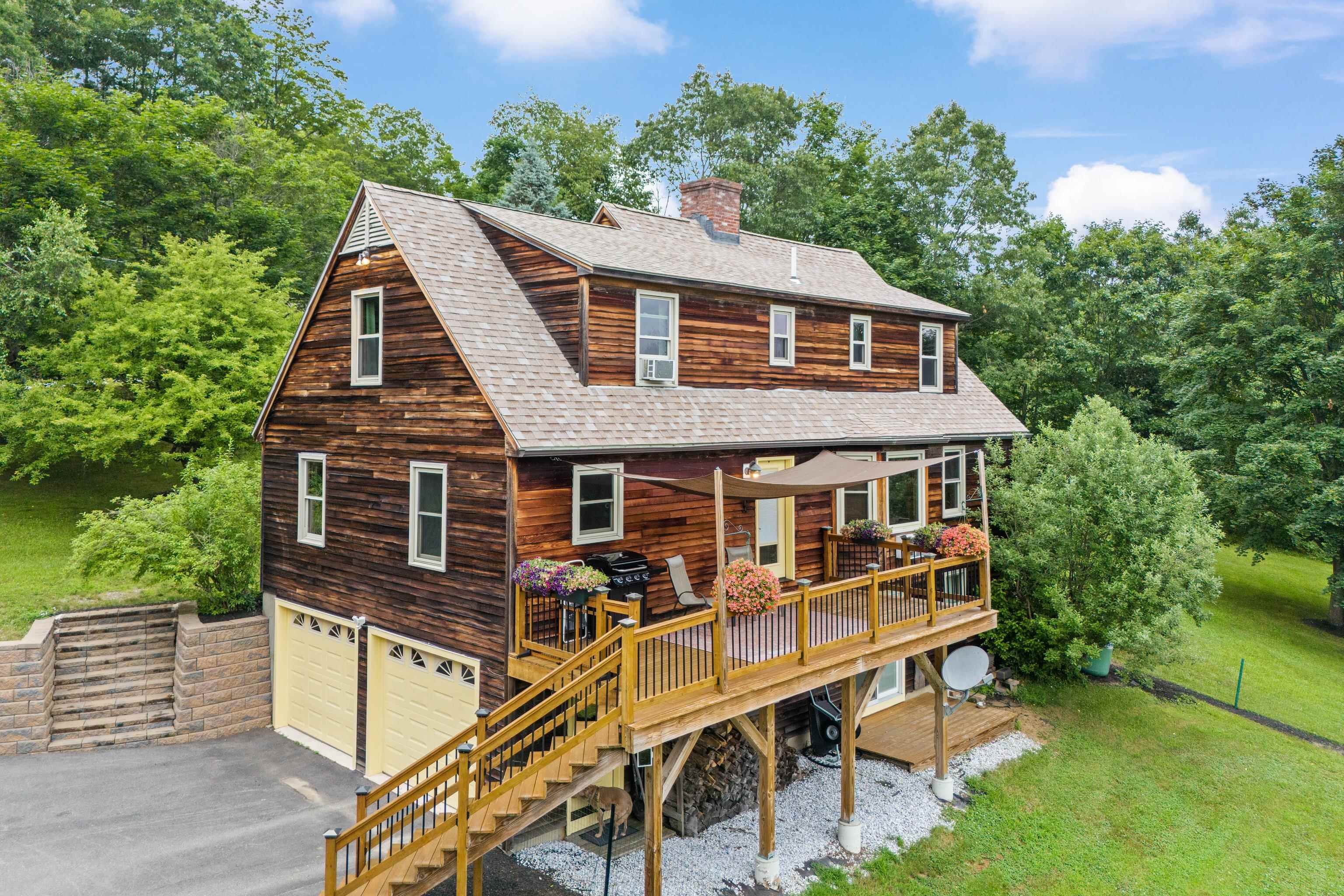 7303 Oak Hill Rd, Loudon, NH 03307